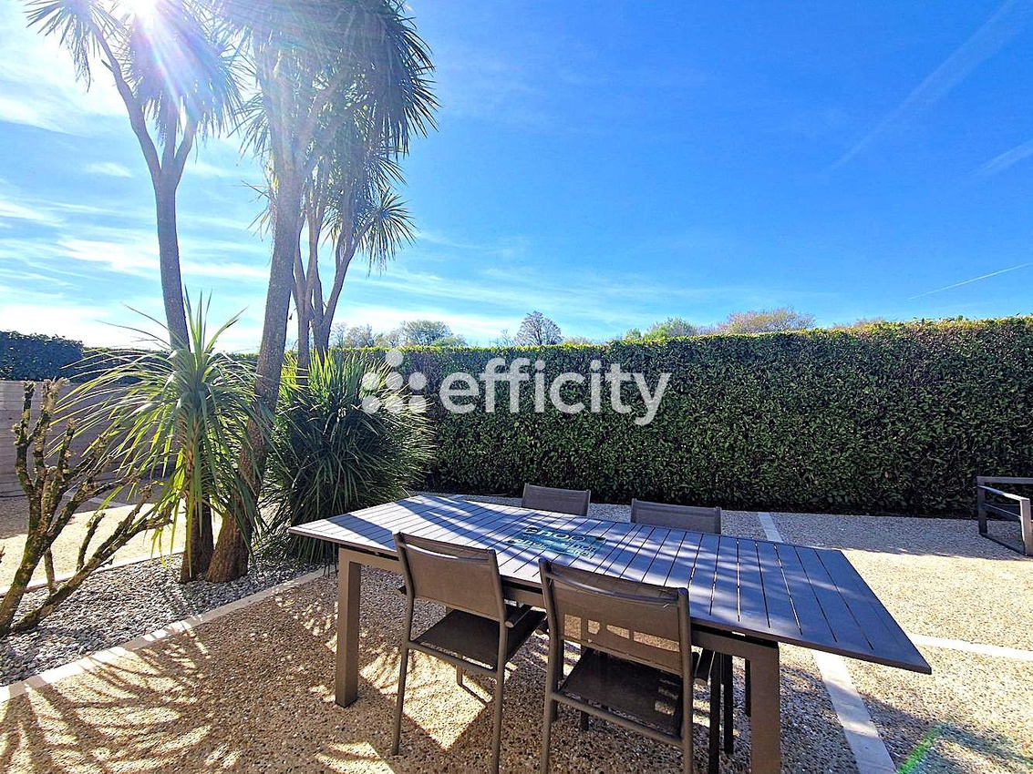 Achat immobilier Maison 10 pièces  222m2 à Tesson (17460) - Photo n°7