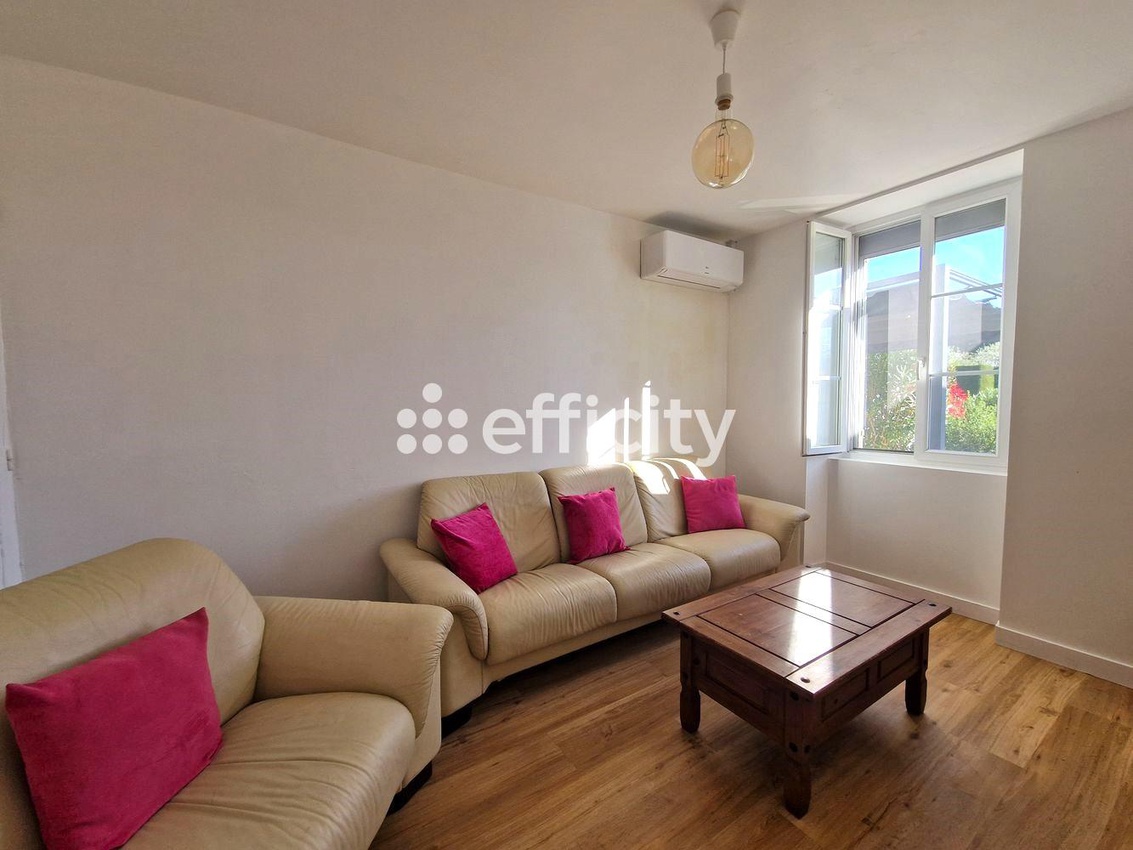 Achat immobilier Maison 10 pièces  222m2 à Tesson (17460) - Photo n°16