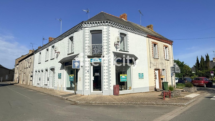 local commercial 3 pièces - 64m2 à Saint-Vincent-des-Landes (44590)