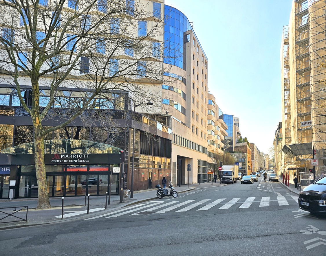 parking  - 13m2 à Paris (75014)