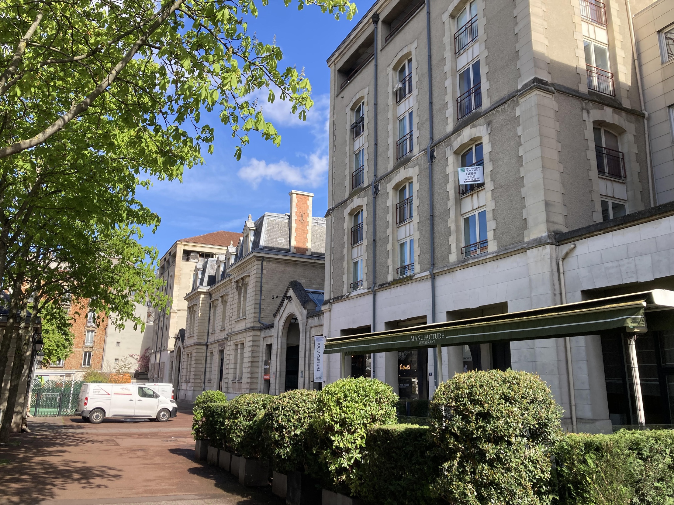 local commercial  - 202m2 à Issy-les-Moulineaux (92130)