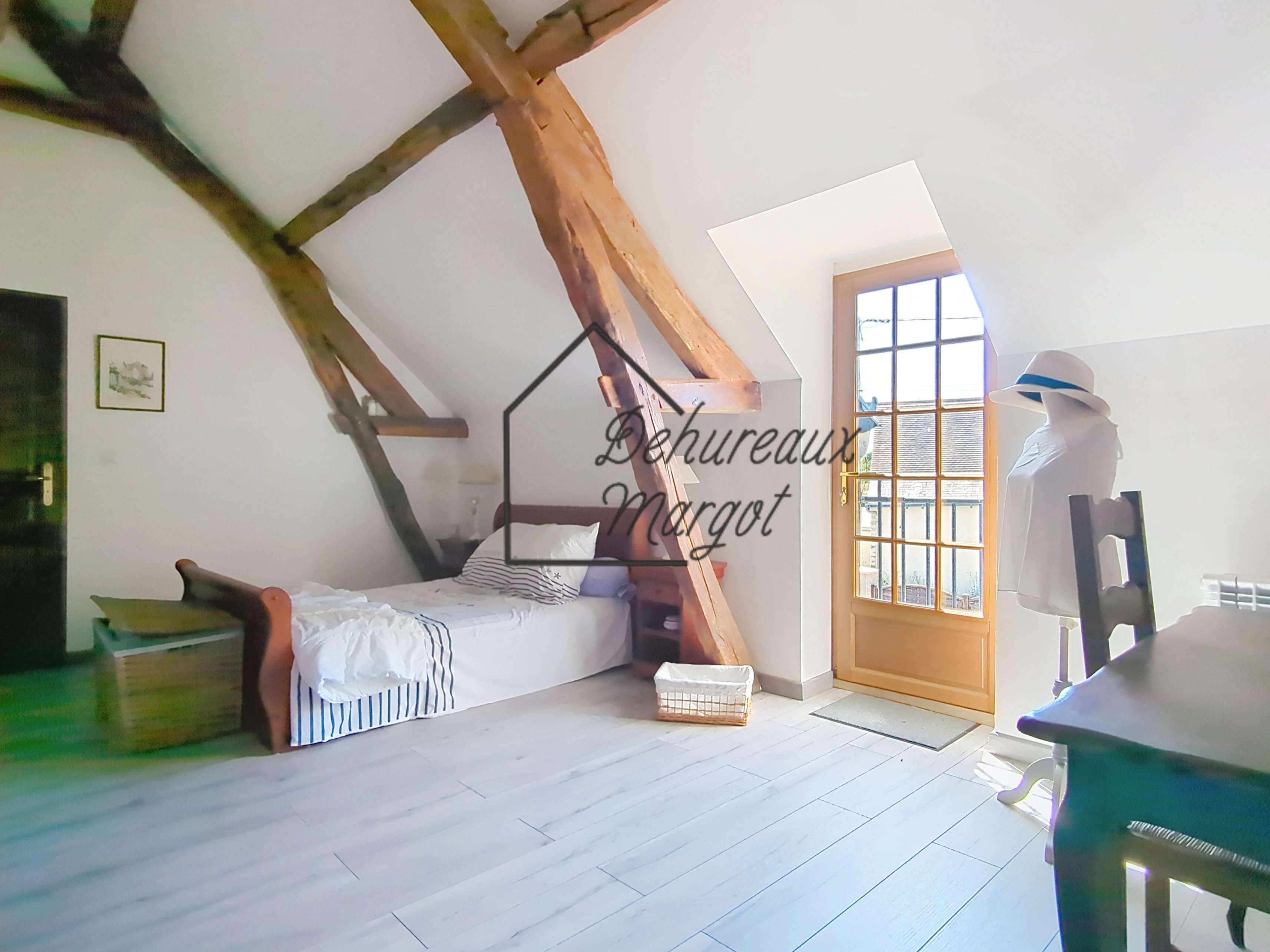Achat immobilier Maison 10 pièces  244m2 à Mazières-de-Touraine (37130) - Photo n°7
