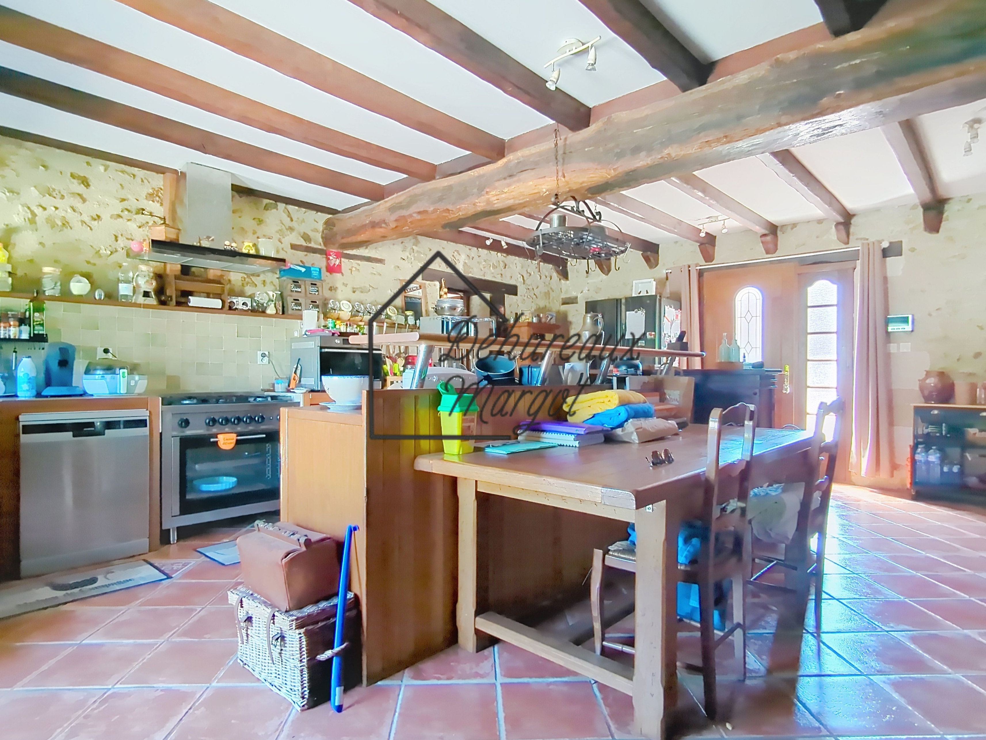 Achat immobilier Maison 10 pièces  244m2 à Mazières-de-Touraine (37130) - Photo n°4