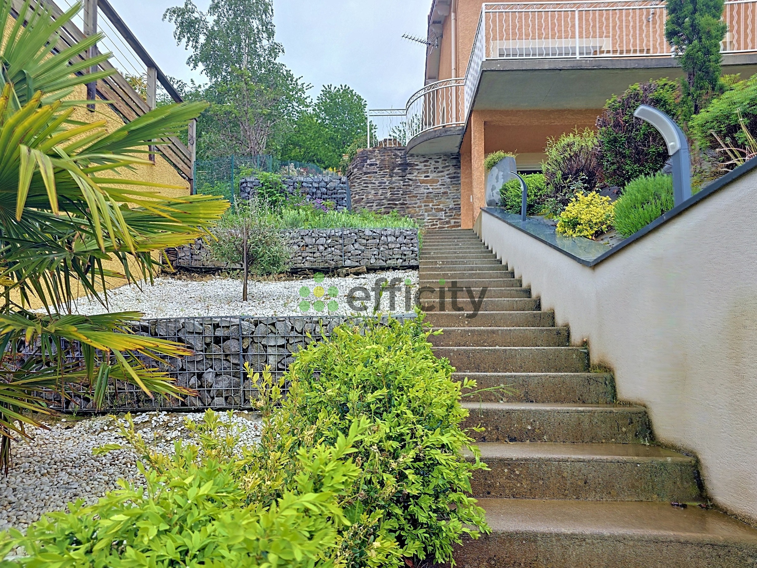 Achat immobilier Maison 9 pièces  180m2 à La Valla-en-Gier (42131) - Photo n°6
