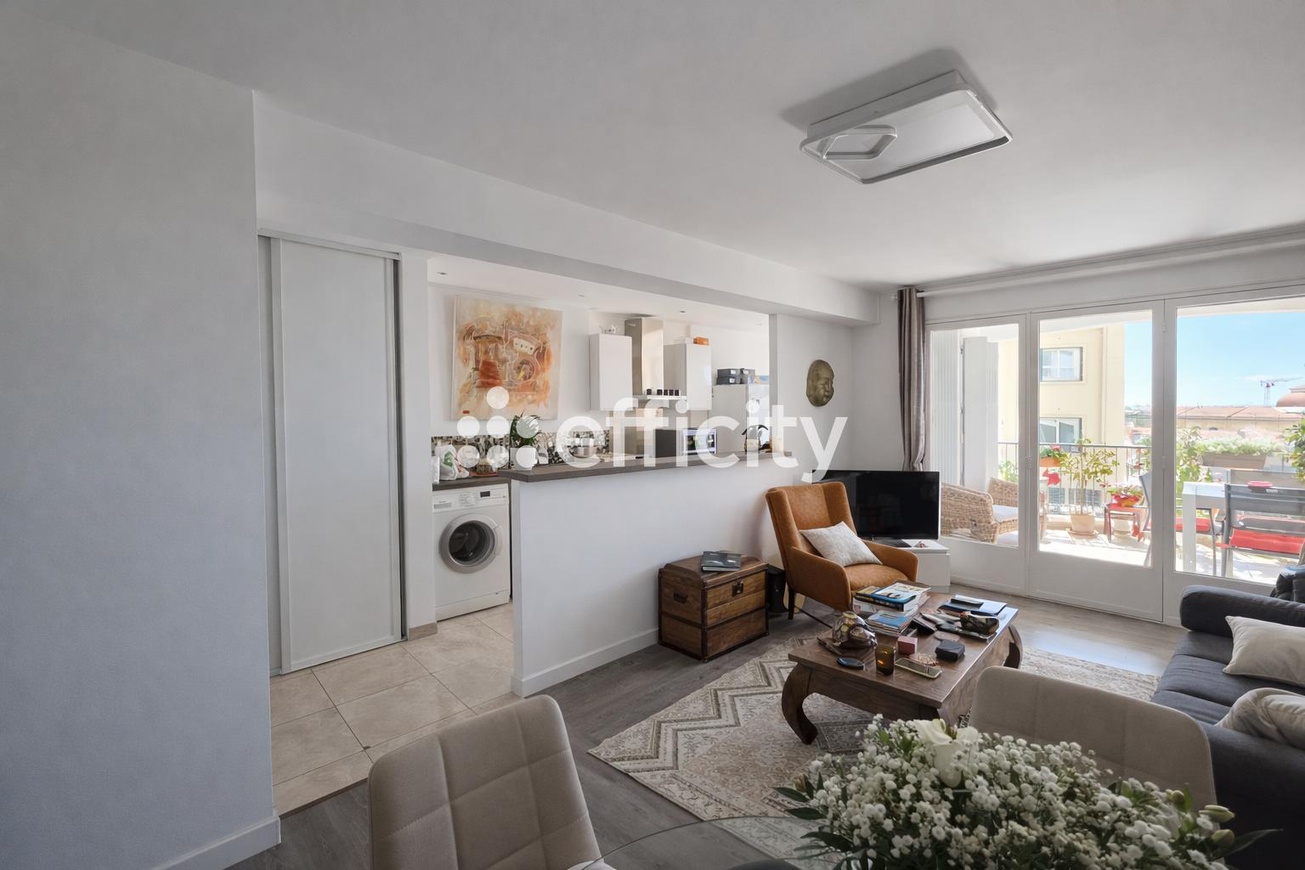 Achat immobilier Appartement 4 pièces  90m2 à Cannes (06400) - Photo n°4