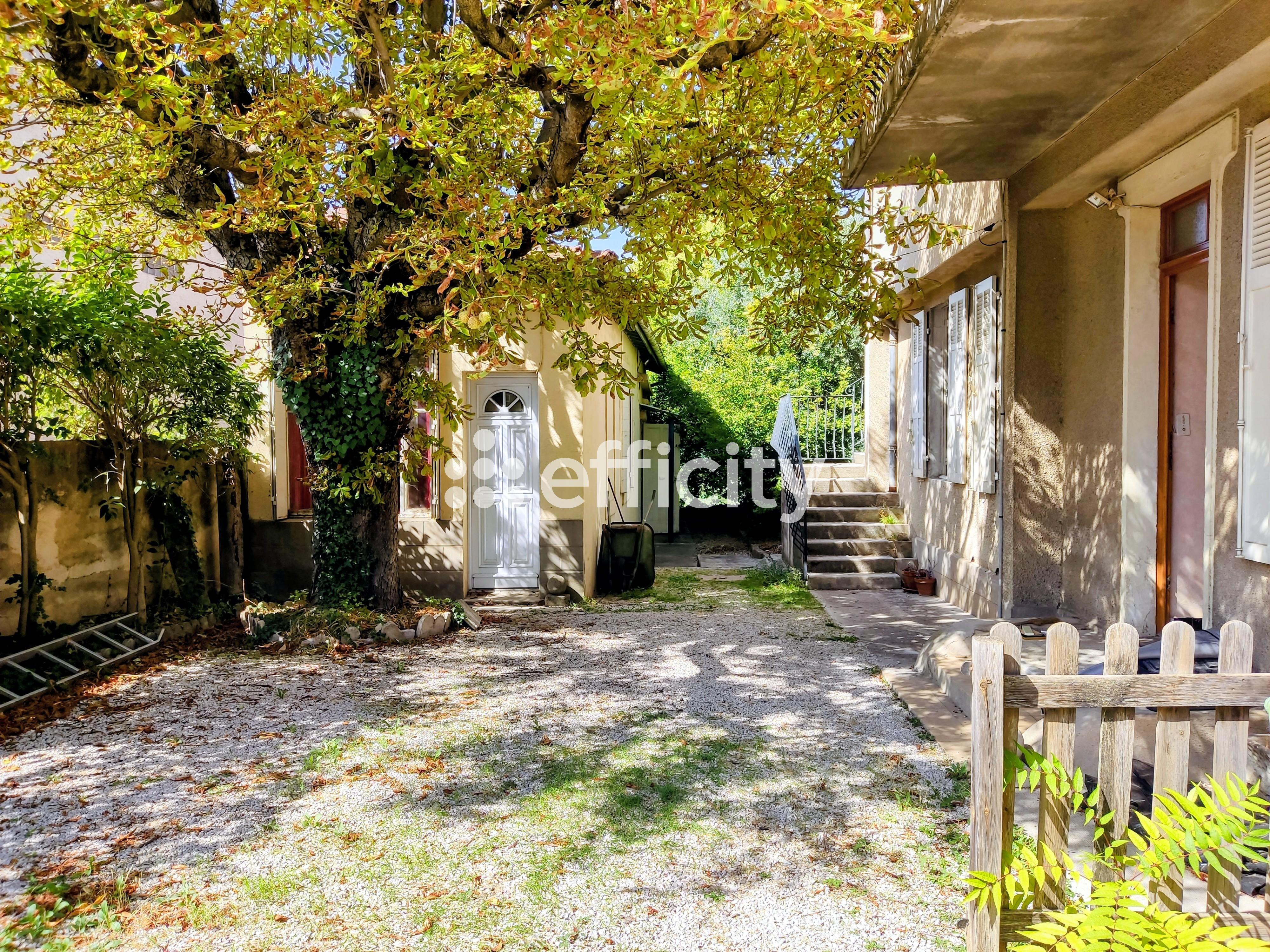 Maison 9 pièces 140 m² · à Aix-en-Provence · 140 m² · 850 000 €