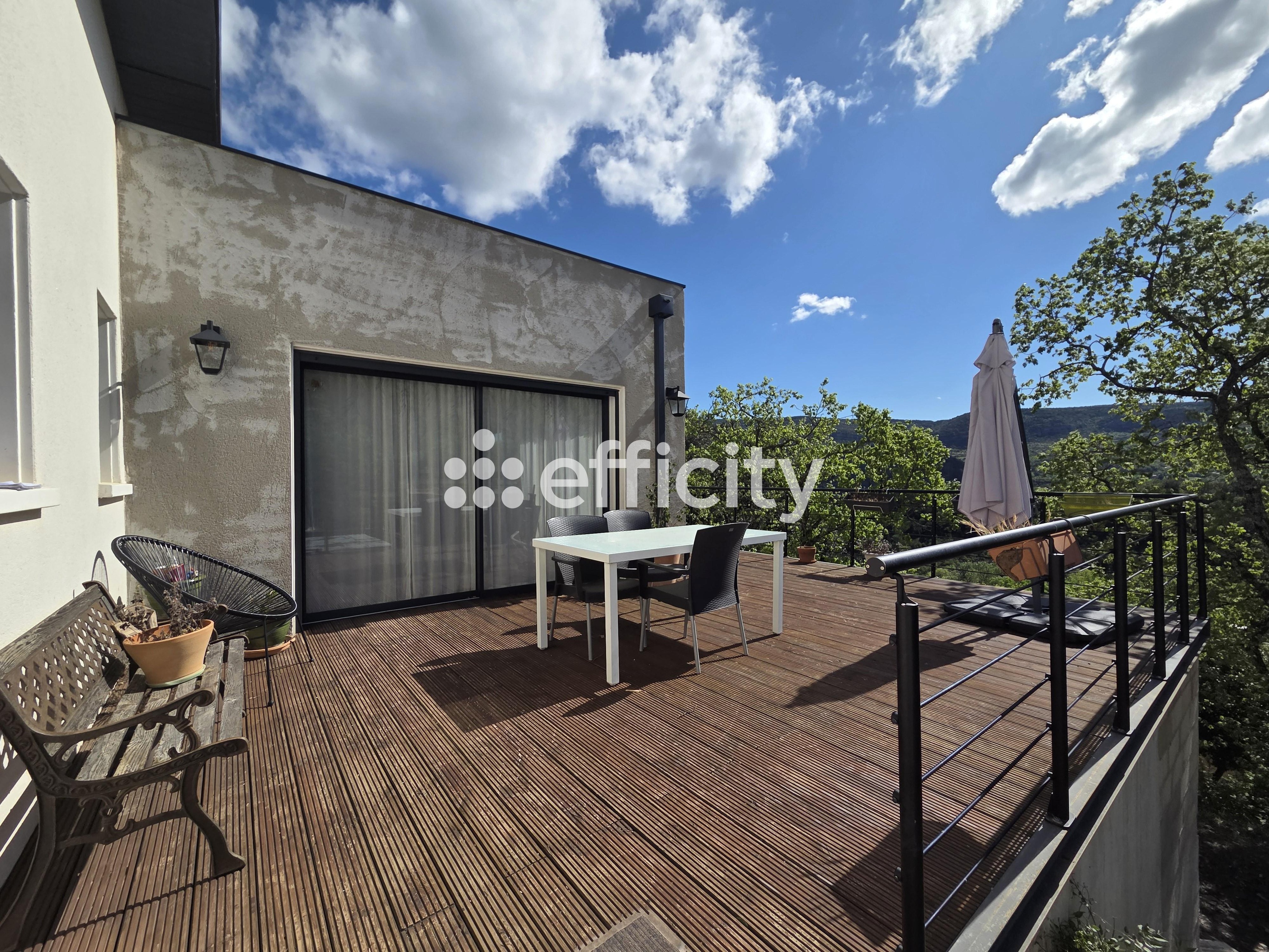Achat immobilier Maison 7 pièces  133m2 à Le Bousquet-d'Orb (34260) - Photo n°1