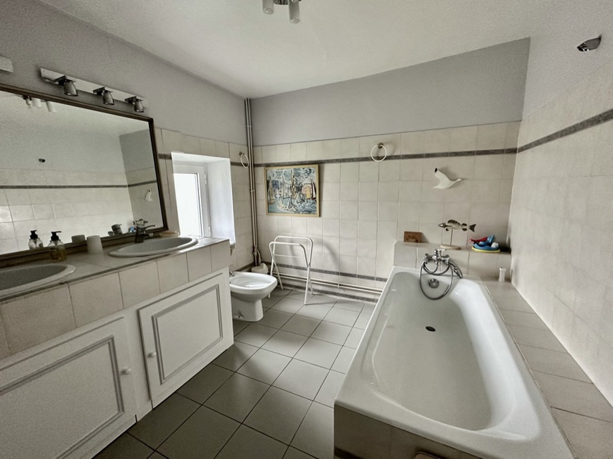 Achat immobilier Maison 9 pièces  310m2 à Bû (28410) - Photo n°12