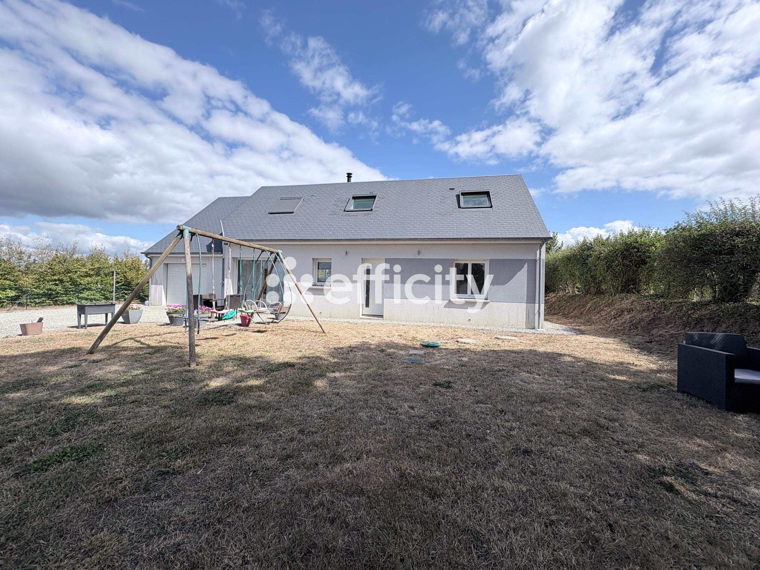 Maison 7 pièces 126 m² · à Moyon Villages · 126 m² · 262 000 €
