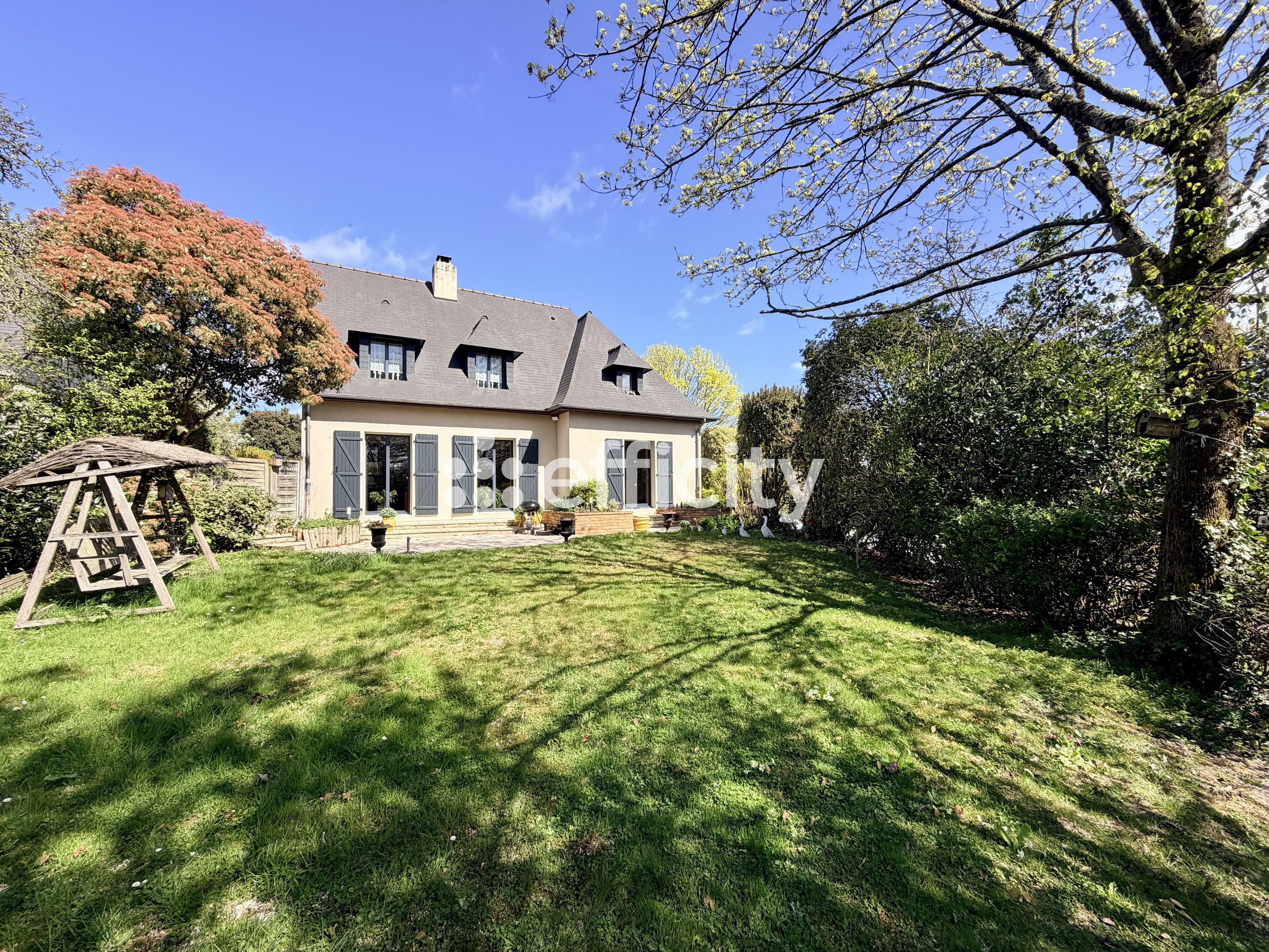 maison 7 pièces - 141m2 à Châteaugiron (35410)