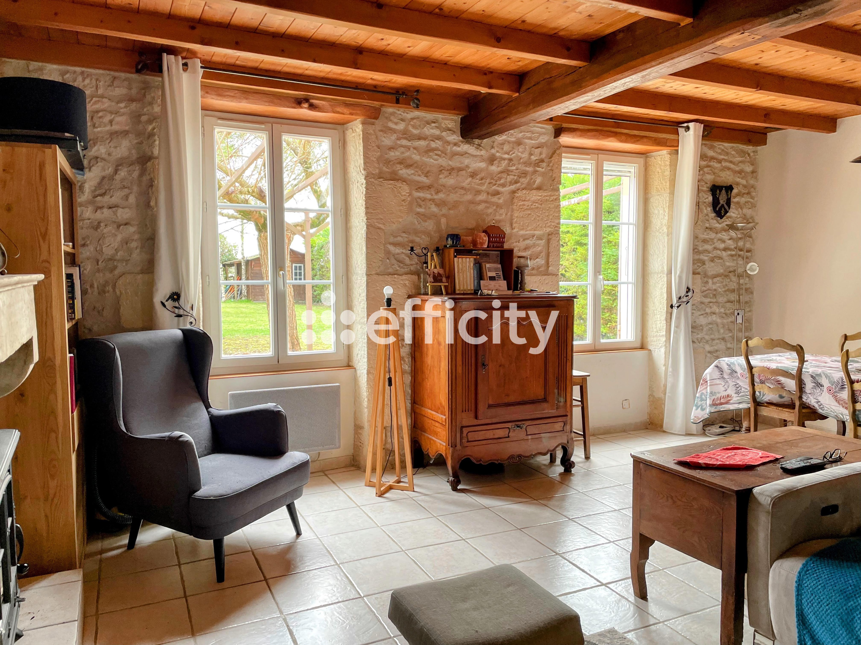 Achat immobilier Maison 5 pièces  148m2 à Voissay (17400) - Photo n°5
