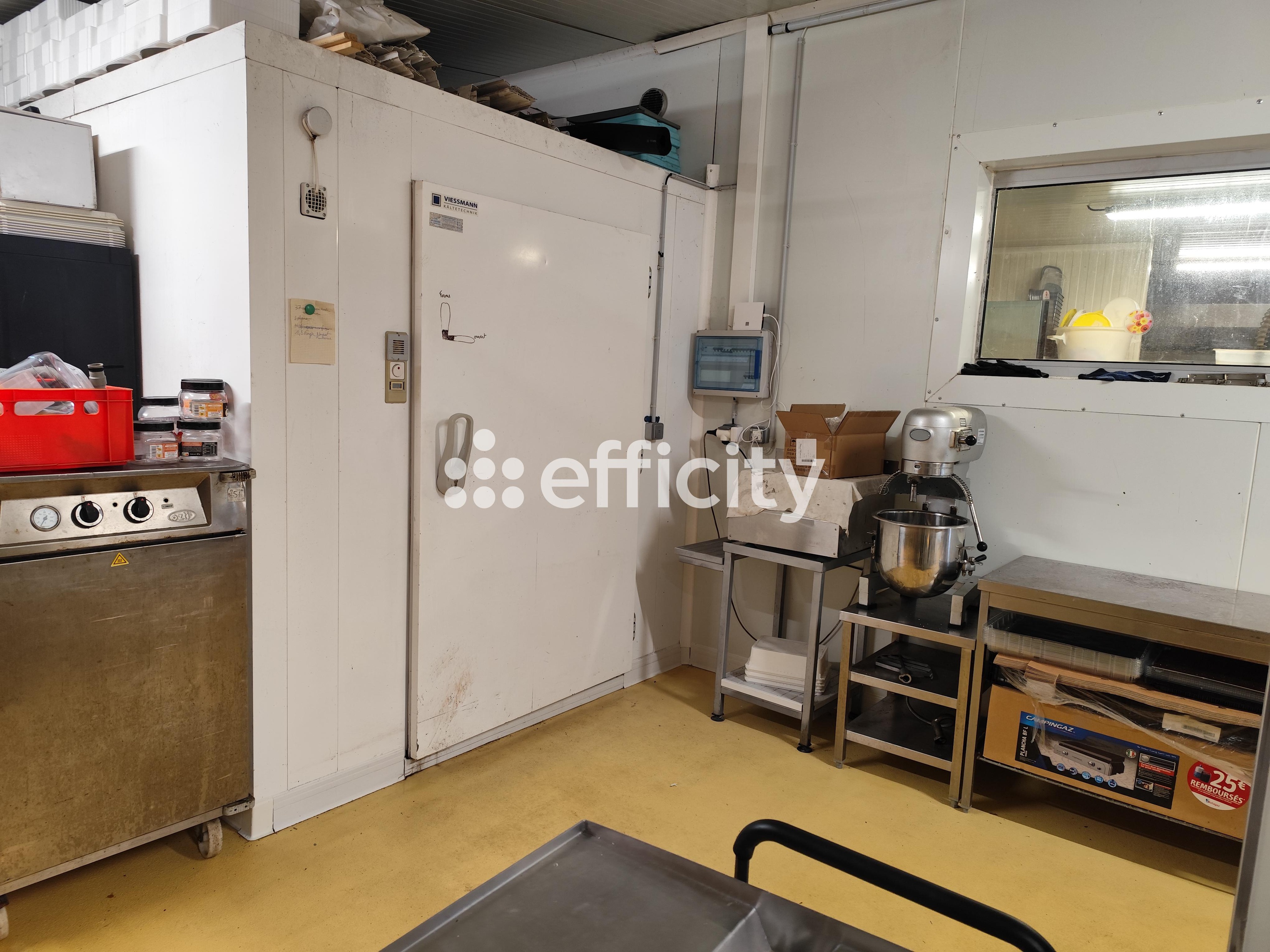 Achat immobilier Local commercial   190m2 à Rétaud (17460) - Photo n°5