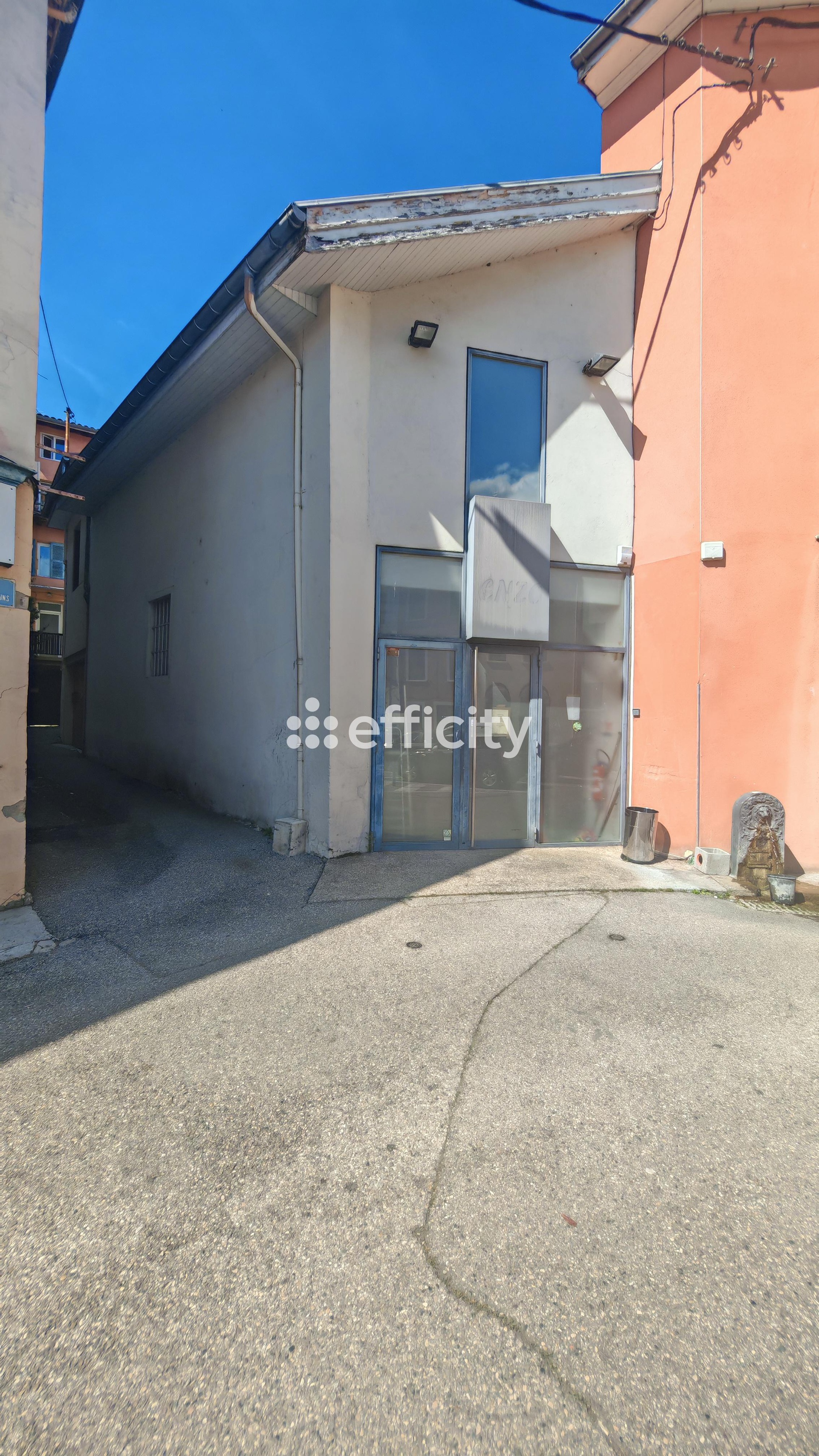 Achat immobilier Local commercial 10 pièces  386m2 à Voiron (38500) - Photo n°5