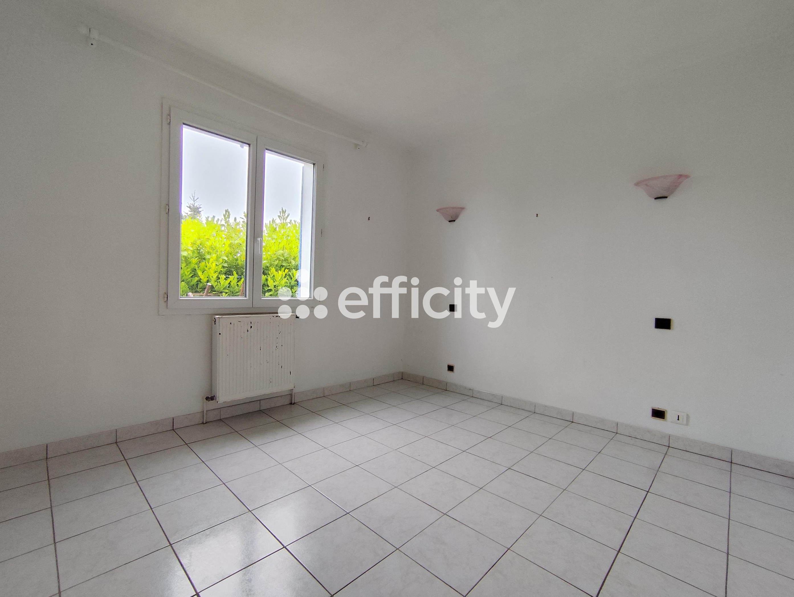 Achat immobilier Maison 4 pièces  110m2 à Chaniers (17610) - Photo n°6