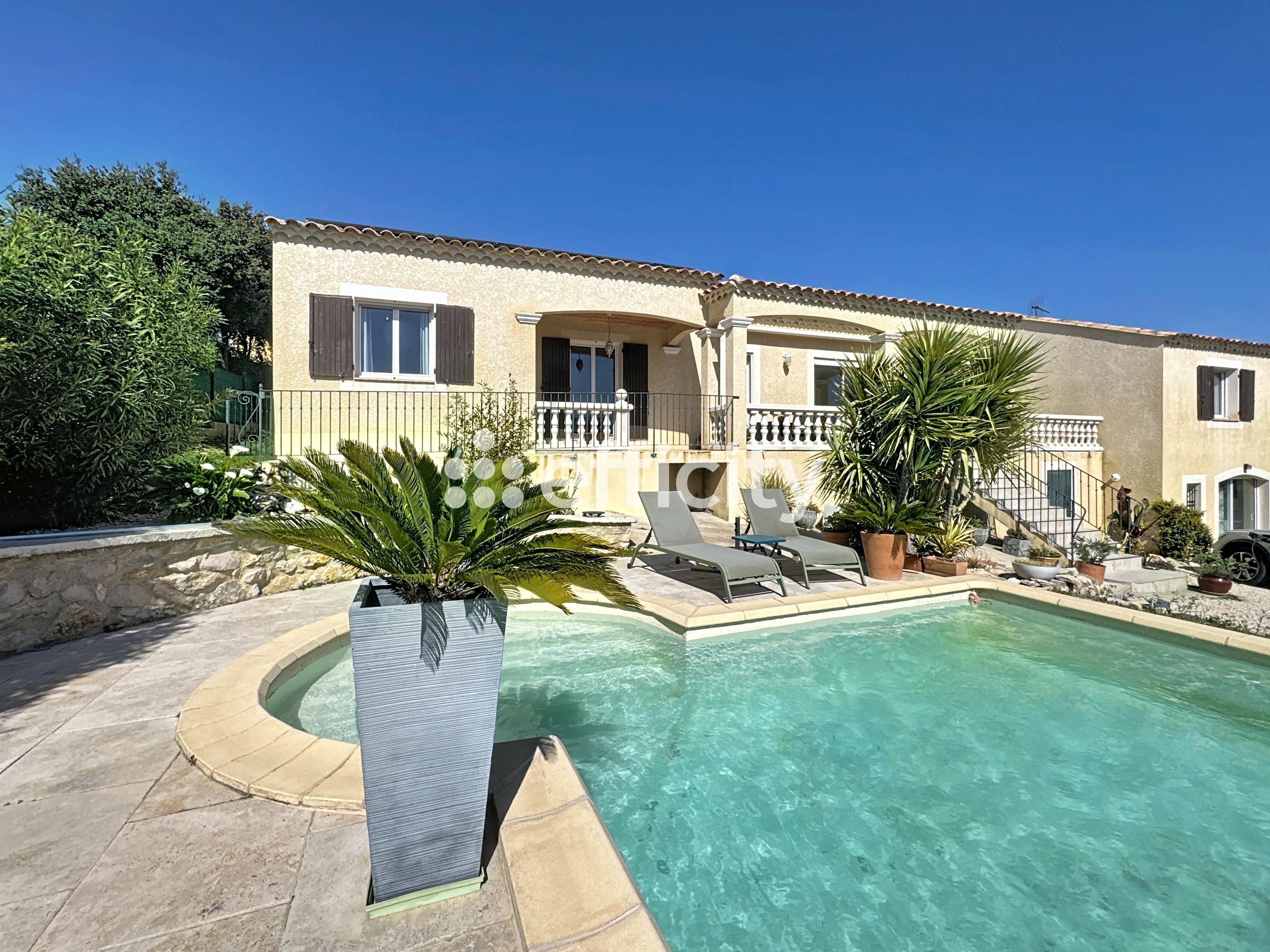 Maison 253 m2 avec terrasse, piscine, vue - Beaucaire (30300) Maison 253 m2 avec terrasse, piscine, vue - Beaucaire (30300)