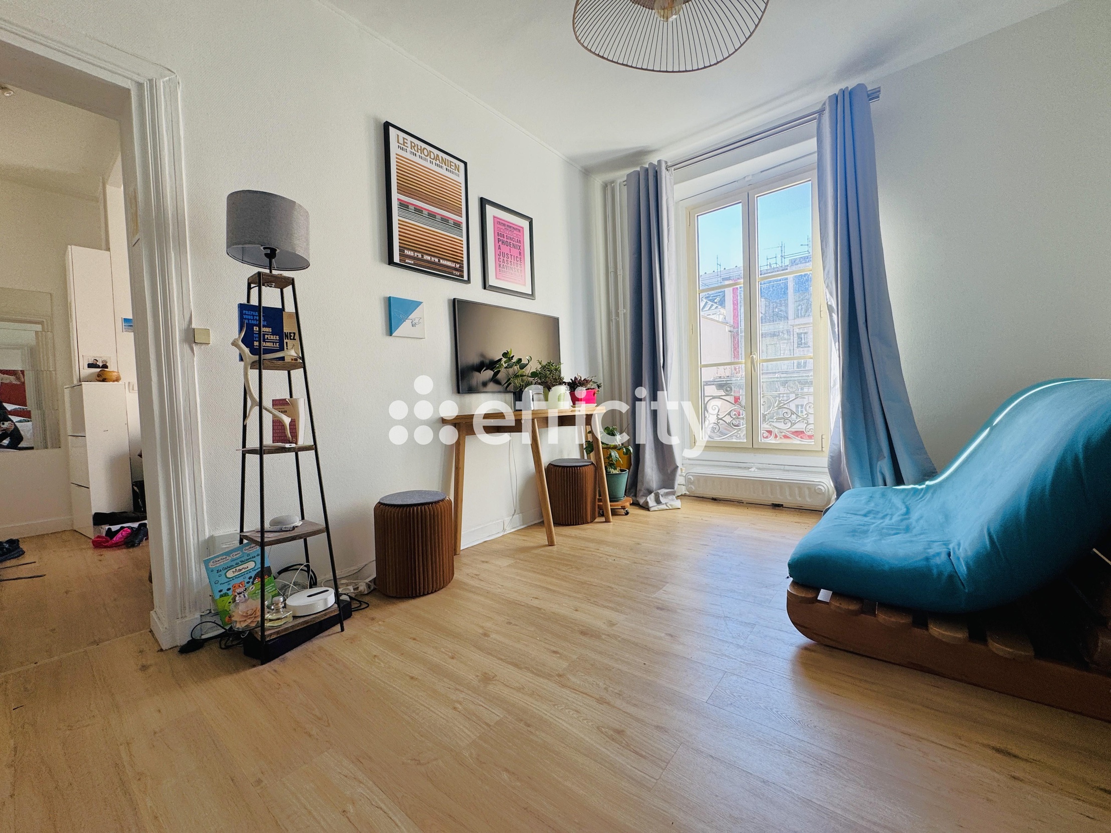 appartement 2 pièces - 41m2 à Paris (75012)