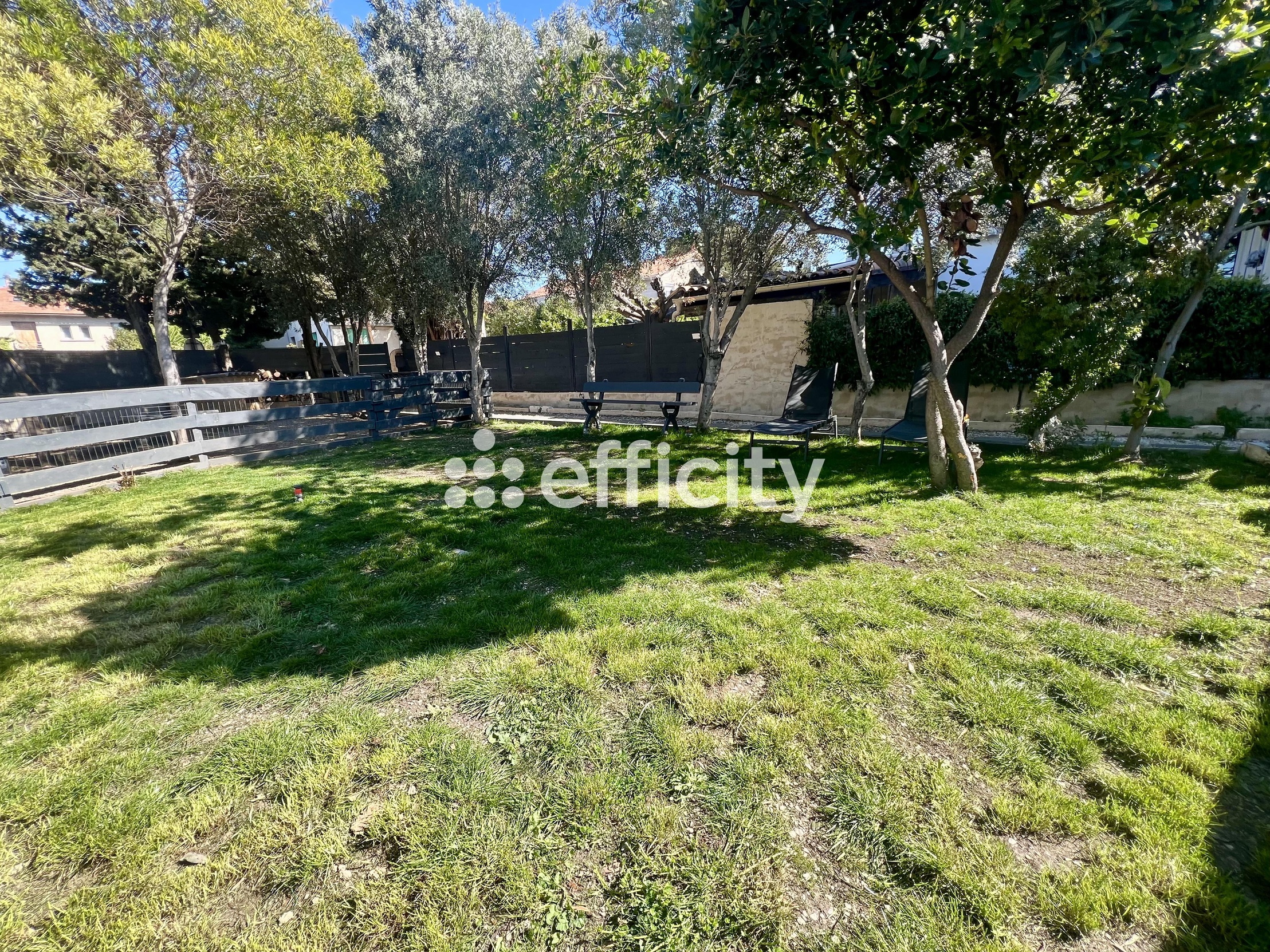 maison 4 pièces - 65m2 à Marseille (13015)