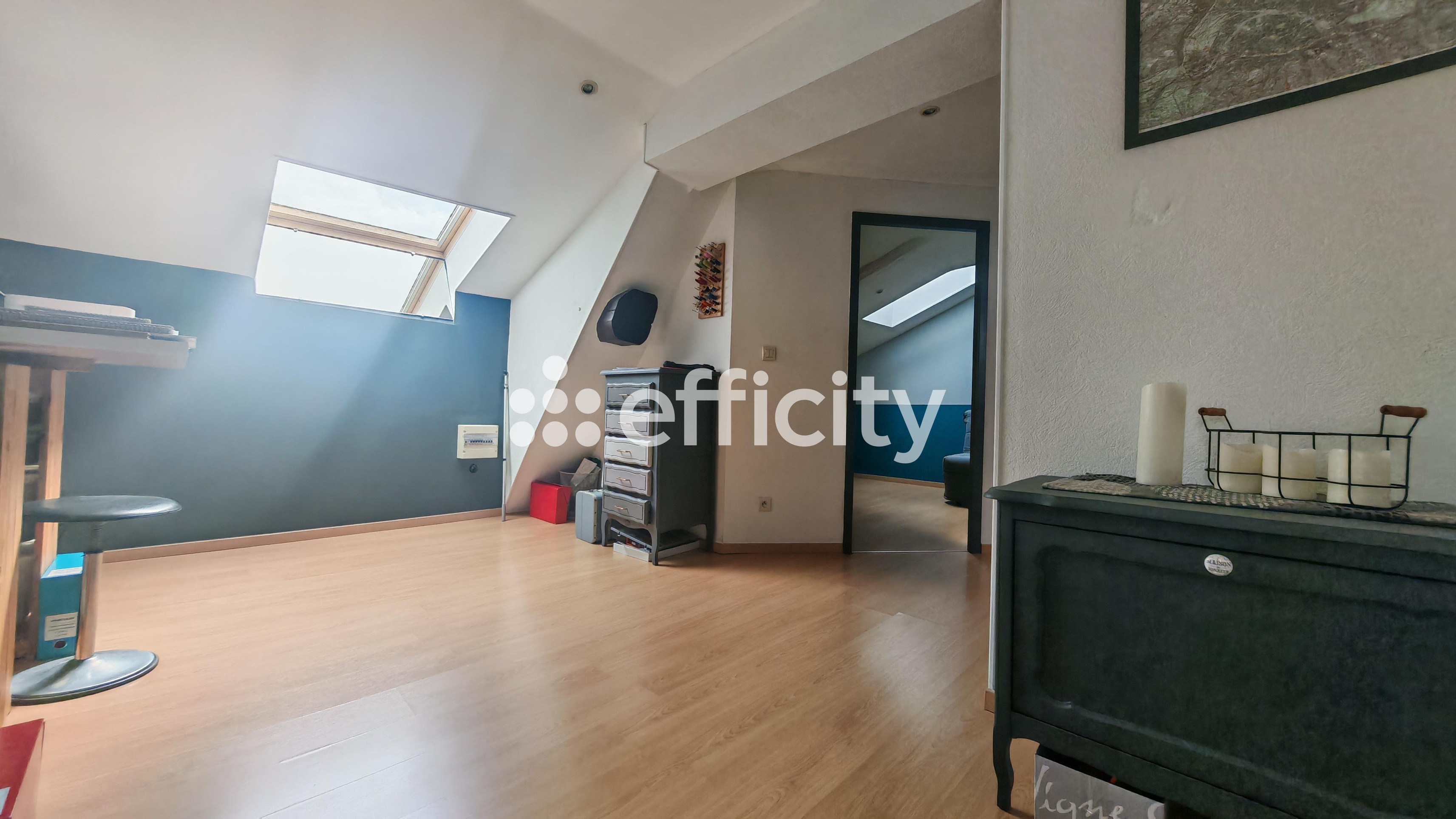 Achat immobilier Maison 5 pièces  146m2 à Villages du Lac de Paladru (38850) - Photo n°16