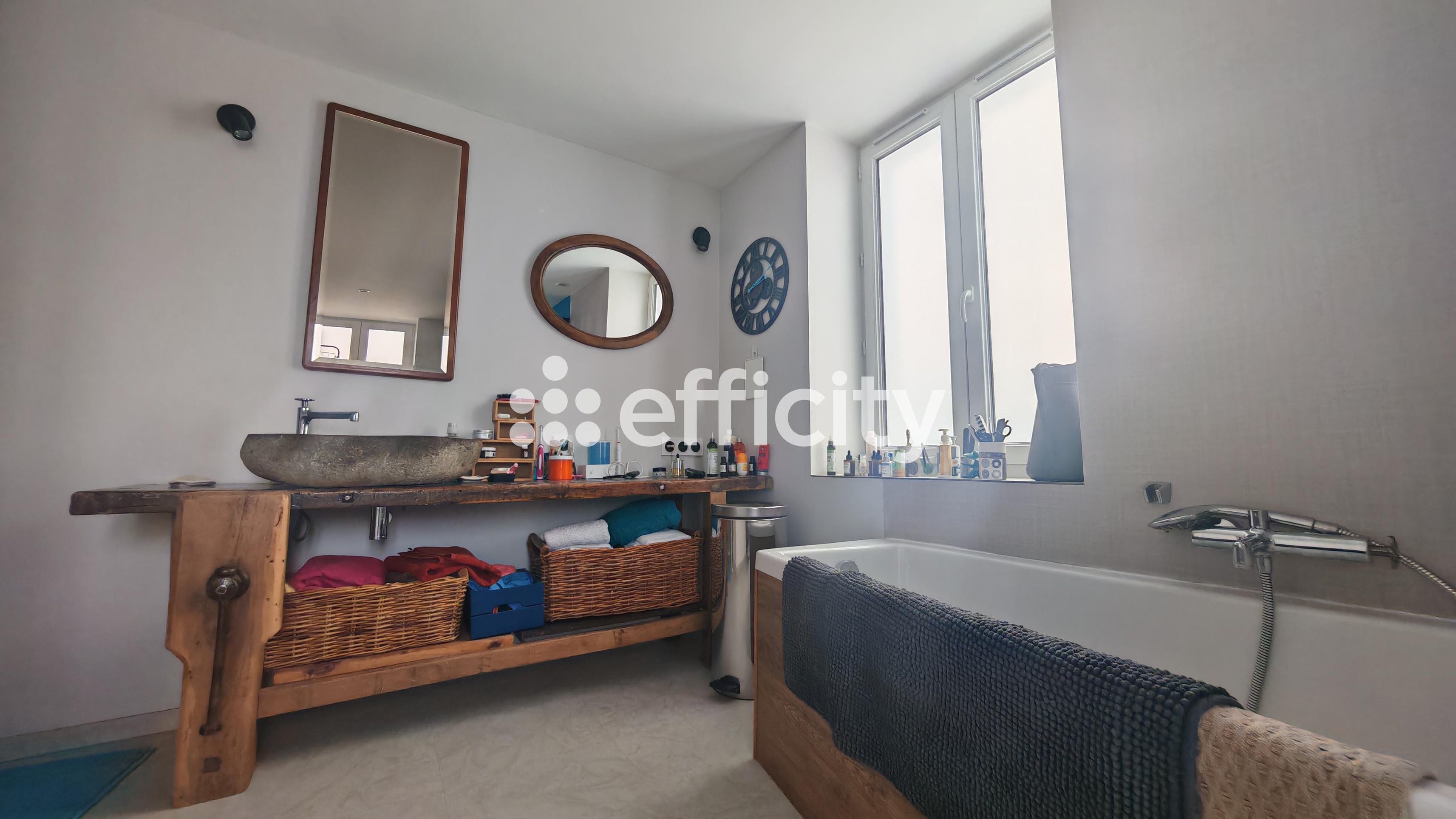 Achat immobilier Maison 5 pièces  146m2 à Villages du Lac de Paladru (38850) - Photo n°5