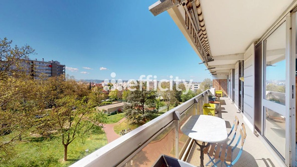 appartement 4 pièces - 95m2 à Lyon (69008)