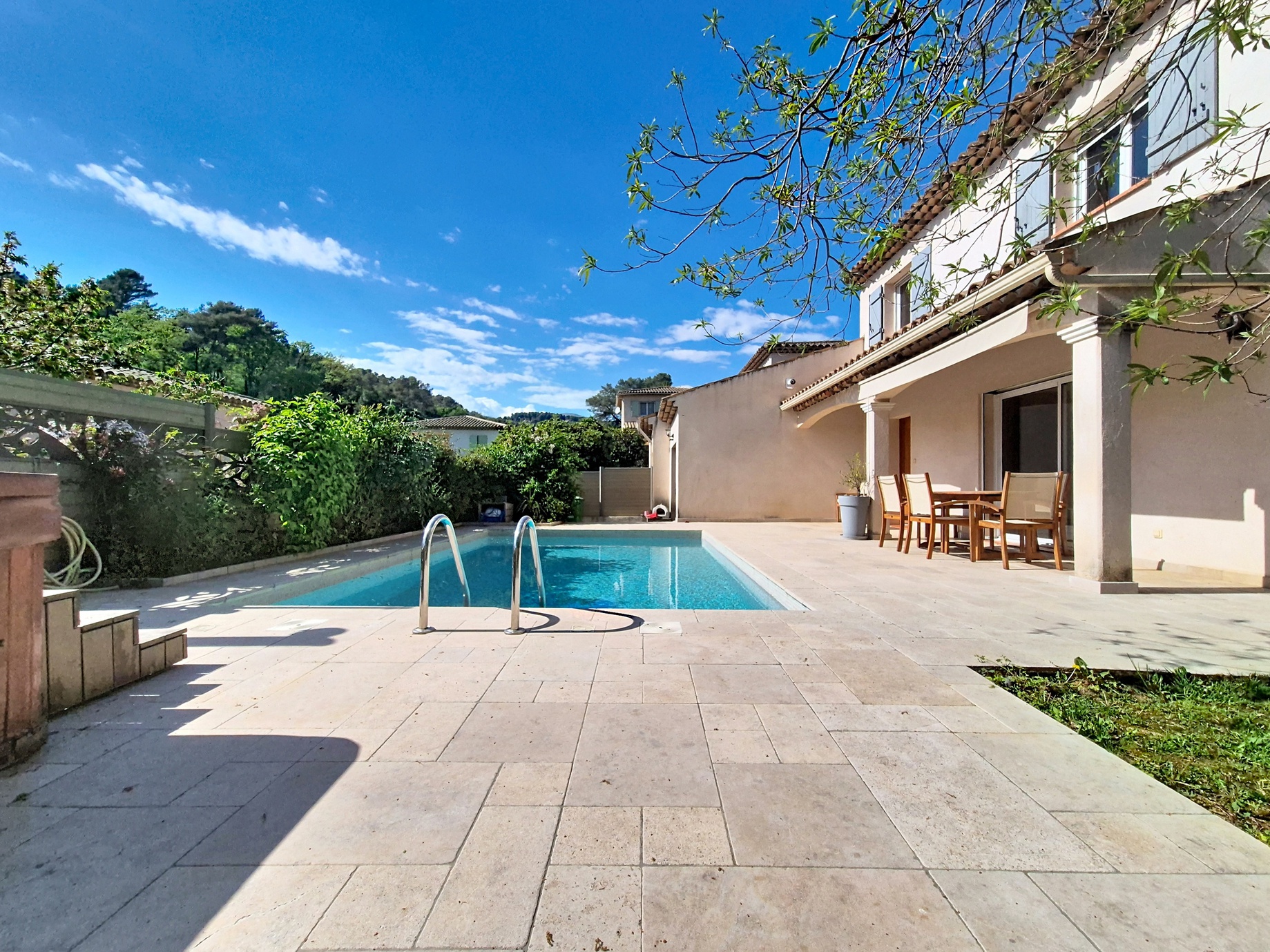 maison 5 pièces - 110m2 à La Colle-sur-Loup (06480)