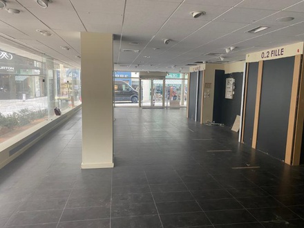 local commercial 4 pièces - 200m2 à Fécamp (76400)
