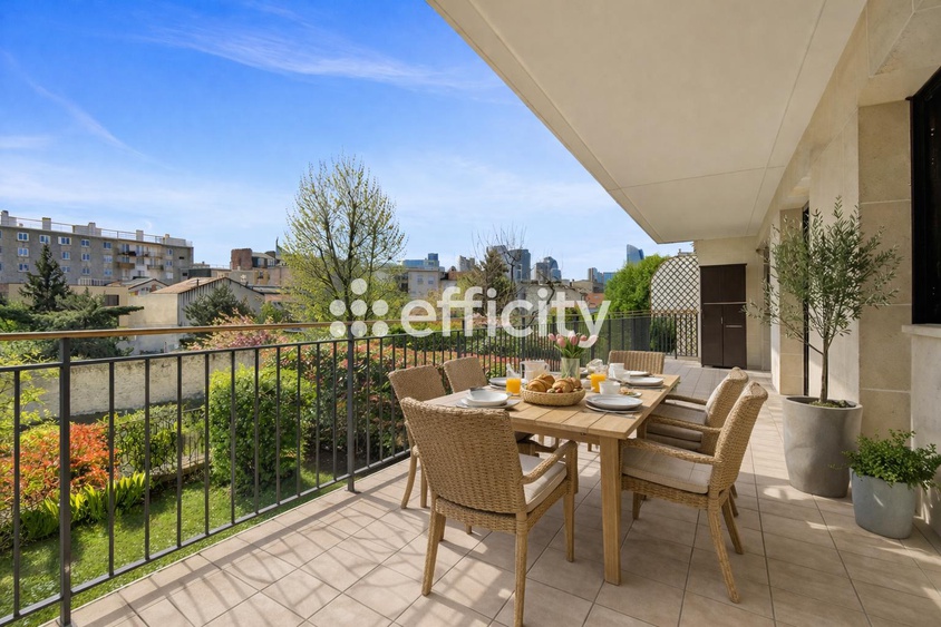 appartement 4 pièces - 87m2 à Courbevoie (92400)