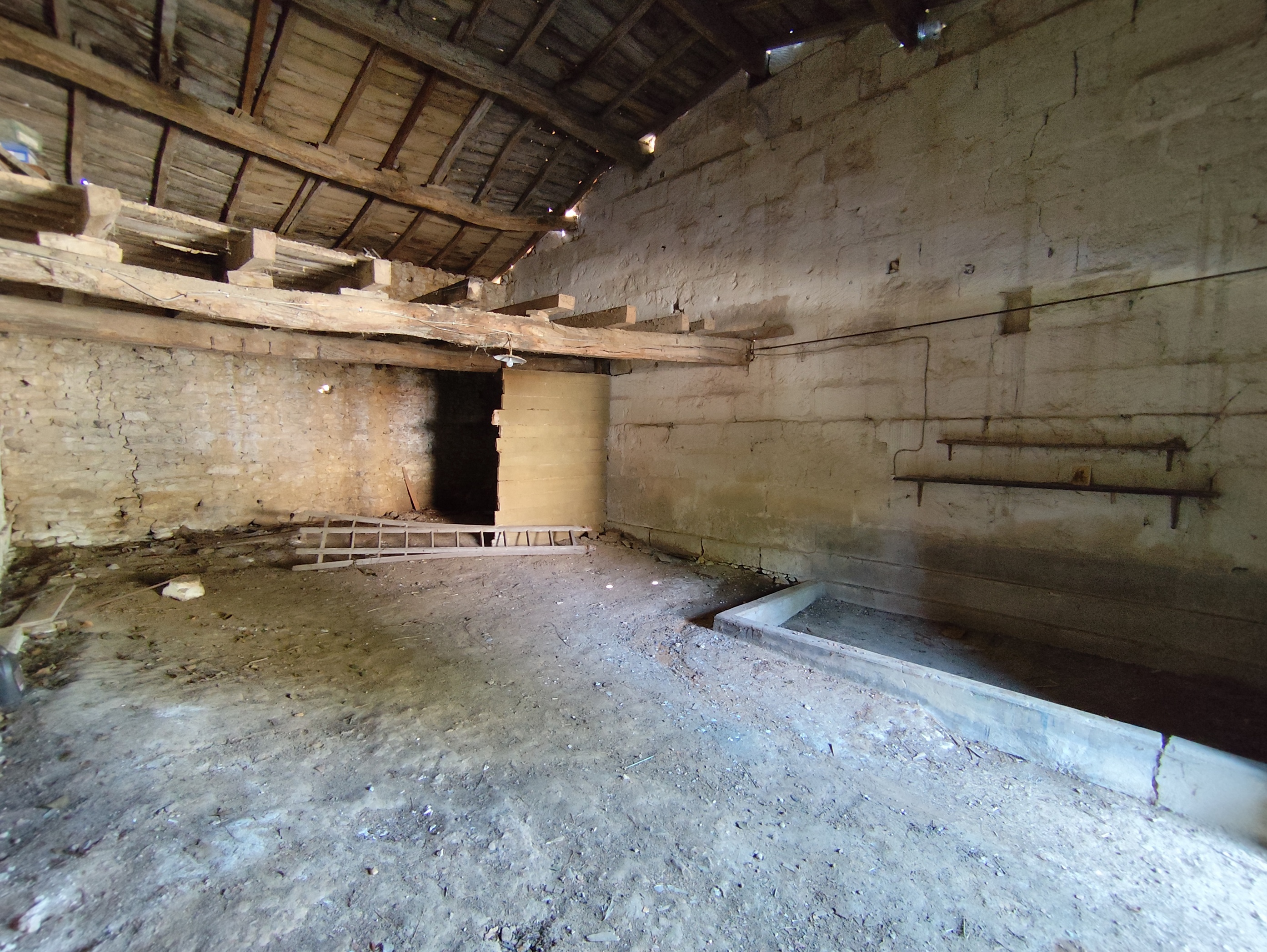 Achat immobilier Maison 2 pièces  75m2 à Chaniers (17610) - Photo n°4