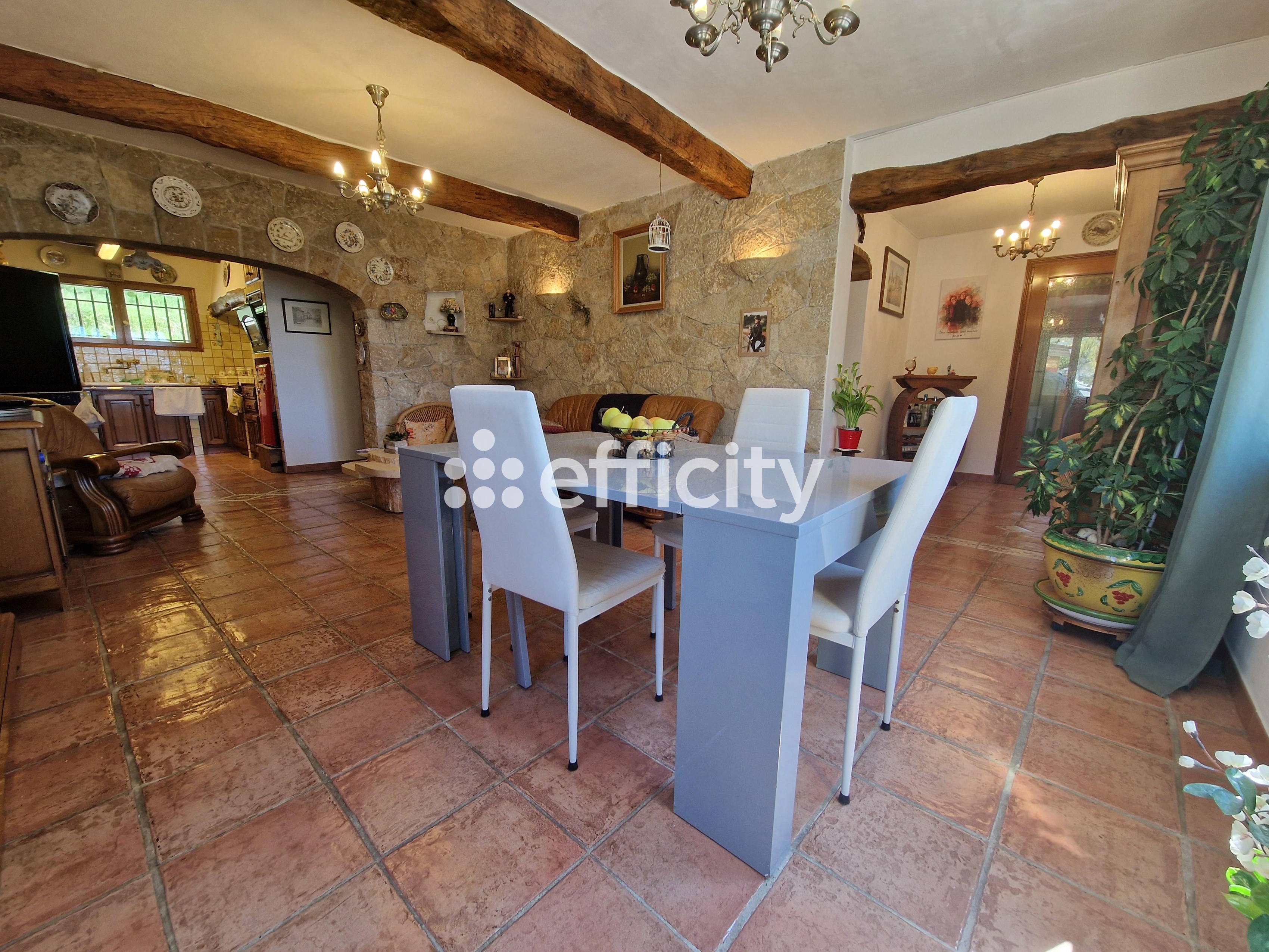 Achat immobilier Maison 6 pièces  147m2 à Escragnolles (06460) - Photo n°5