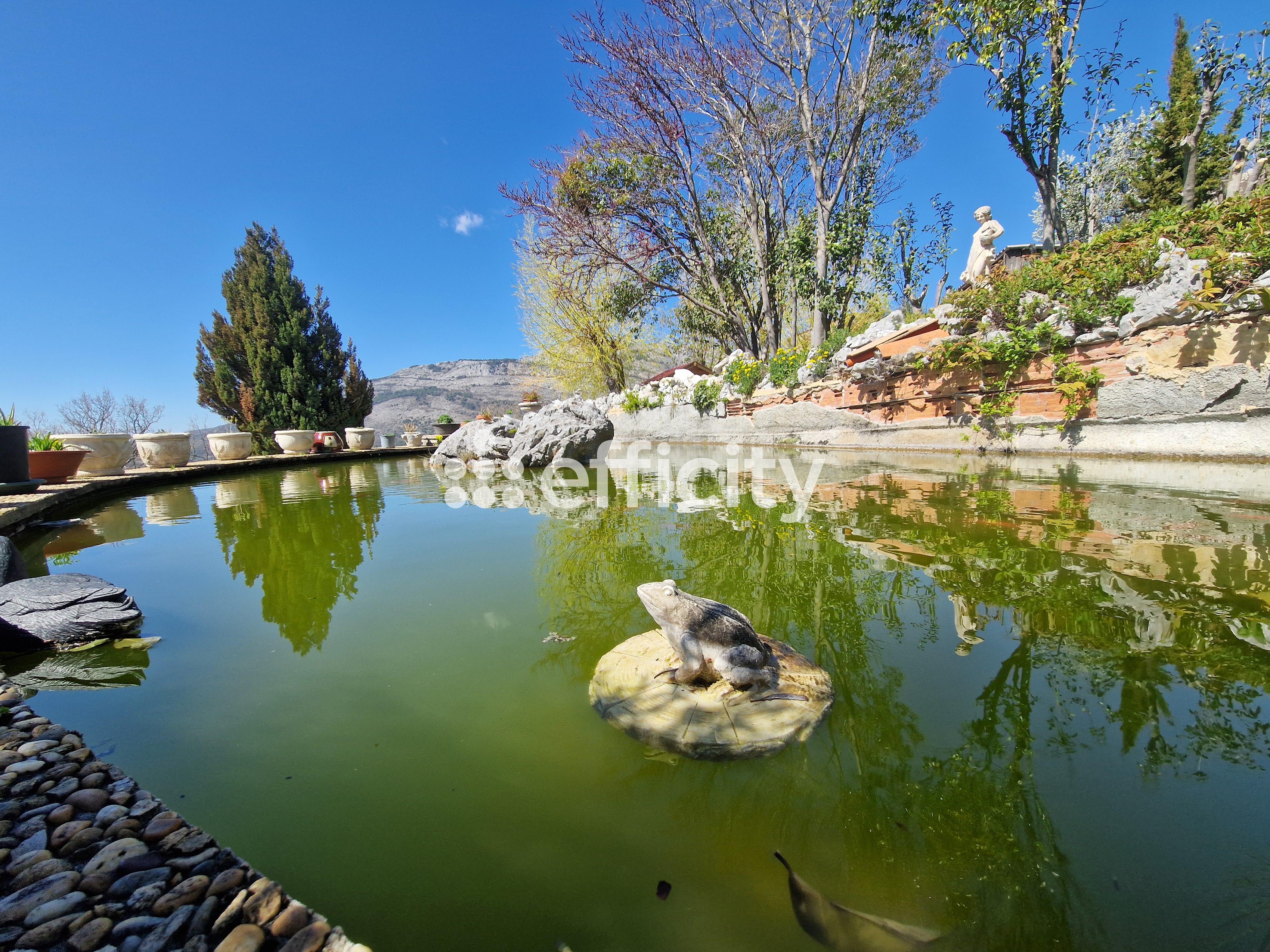 Achat immobilier Maison 6 pièces  147m2 à Escragnolles (06460) - Photo n°11