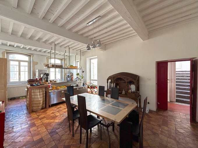 Achat immobilier Maison 11 pièces  265m2 à Pont-Saint-Esprit (30130) - Photo n°4