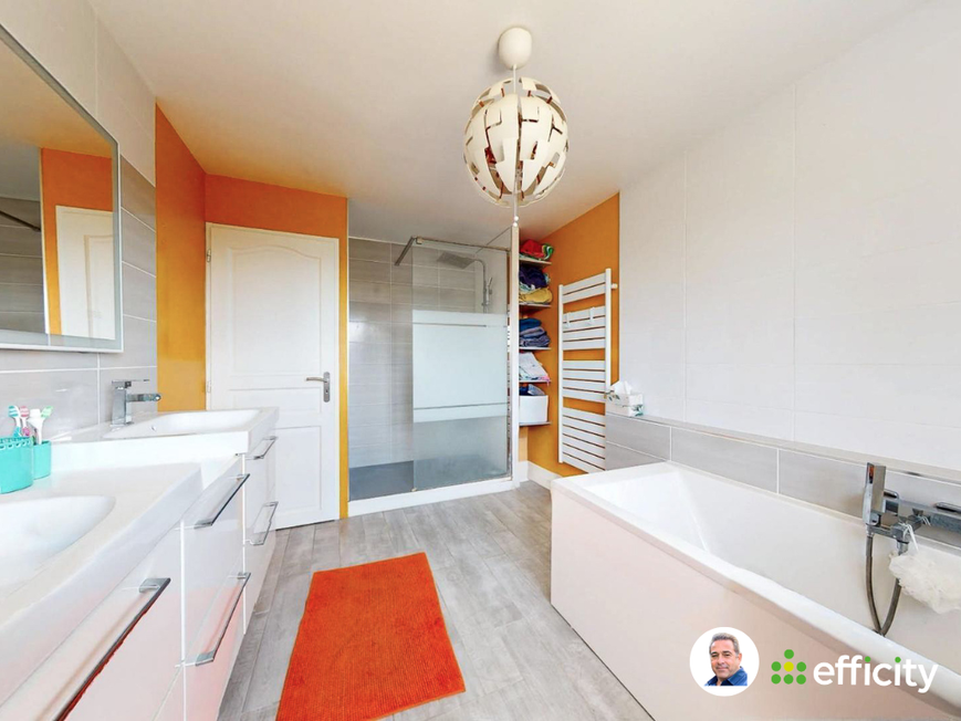 Achat immobilier Maison 7 pièces  232m2 à Montmerle-sur-Saône (01090) - Photo n°18