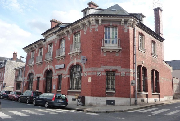 immeuble 25 pièces - 600m2 à Fécamp (76400)