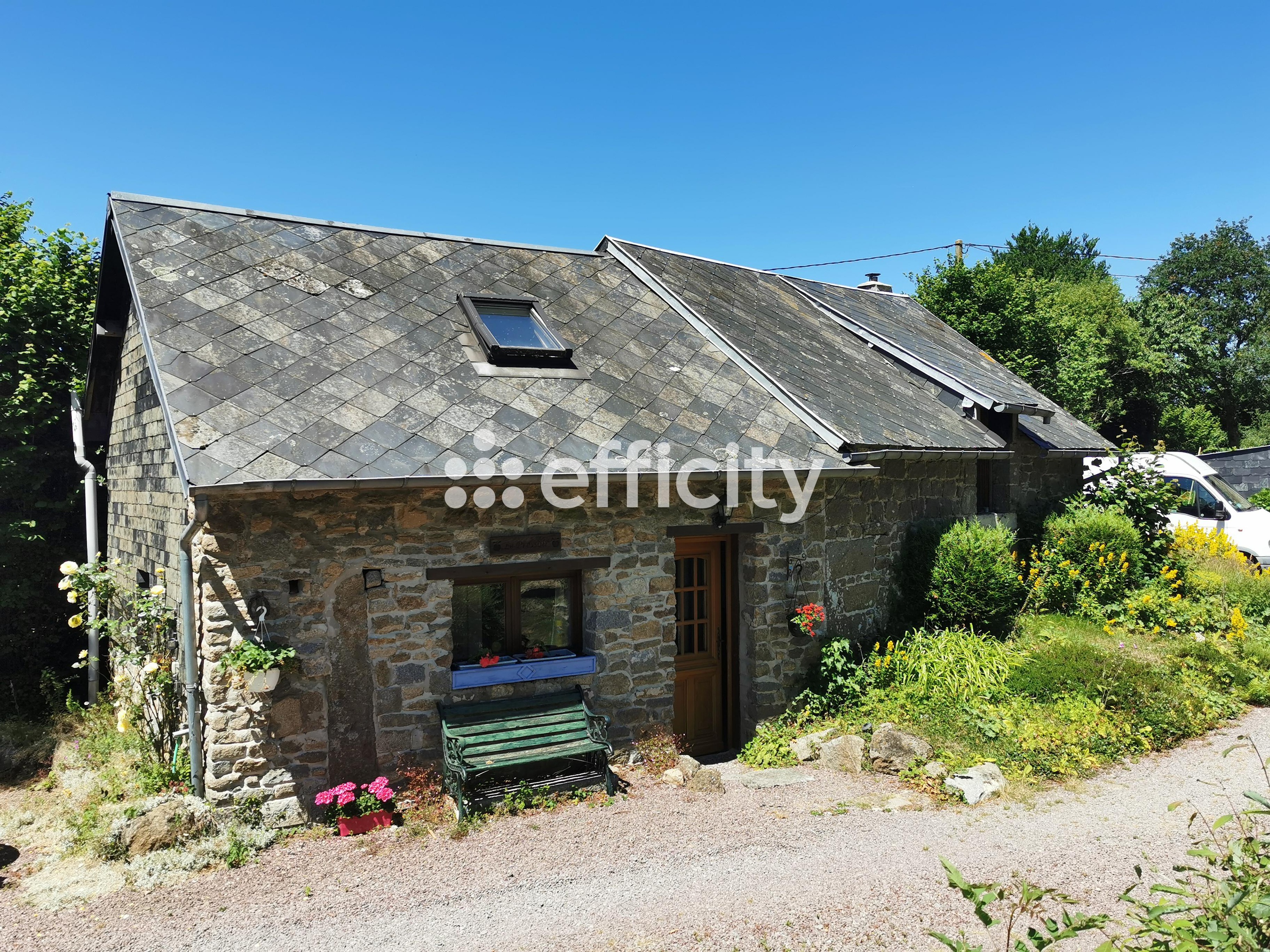Achat immobilier Maison 14 pièces  340m2 à Saint-Michel-de-Montjoie (50670) - Photo n°4