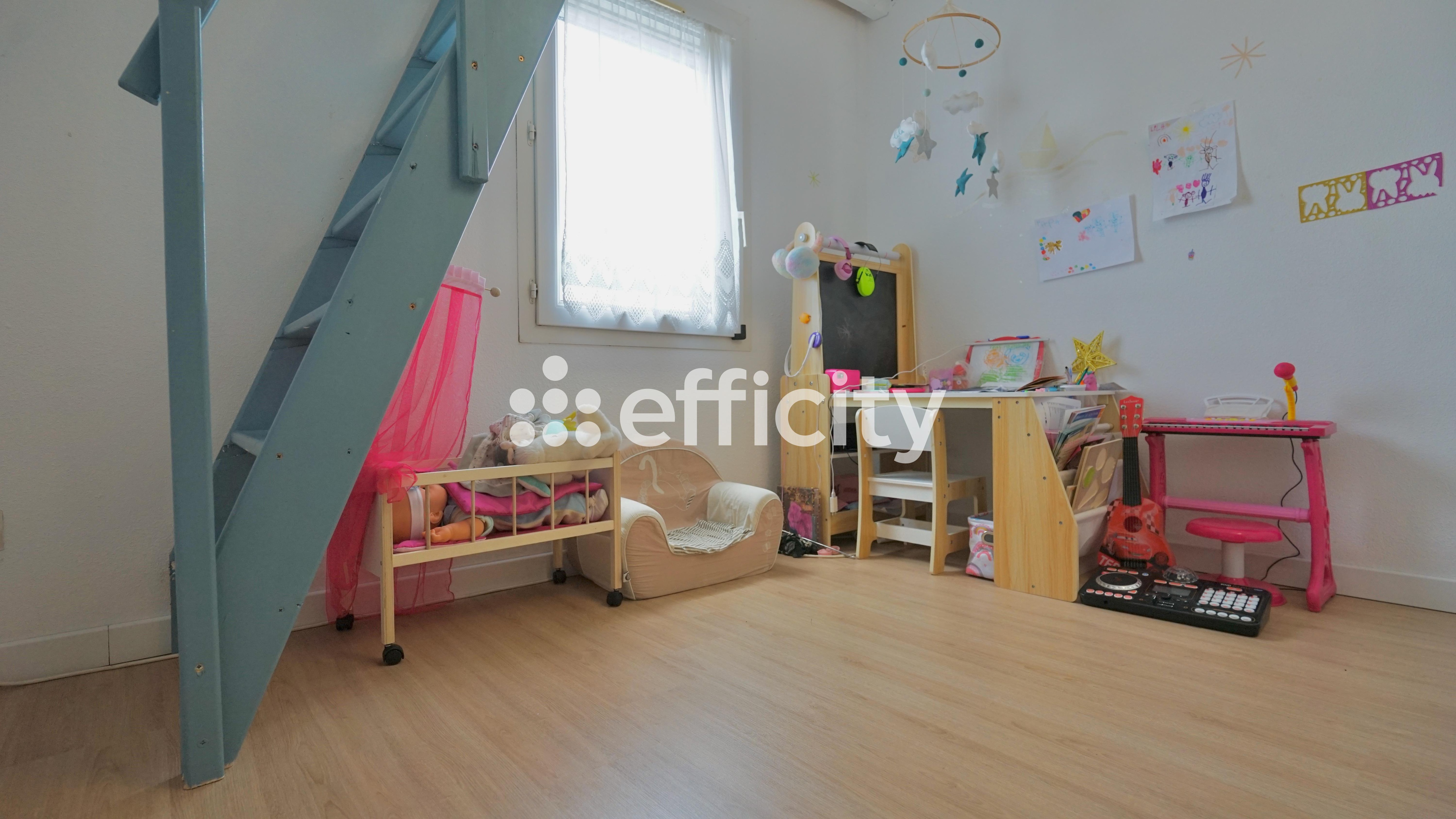 Achat immobilier Maison 4 pièces  50m2 à Vic-la-Gardiole (34110) - Photo n°5