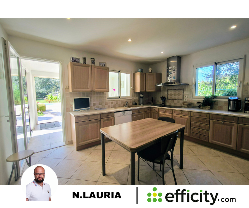 Achat immobilier Maison 6 pièces  240m2 à Aix-en-Provence (13540) - Photo n°9