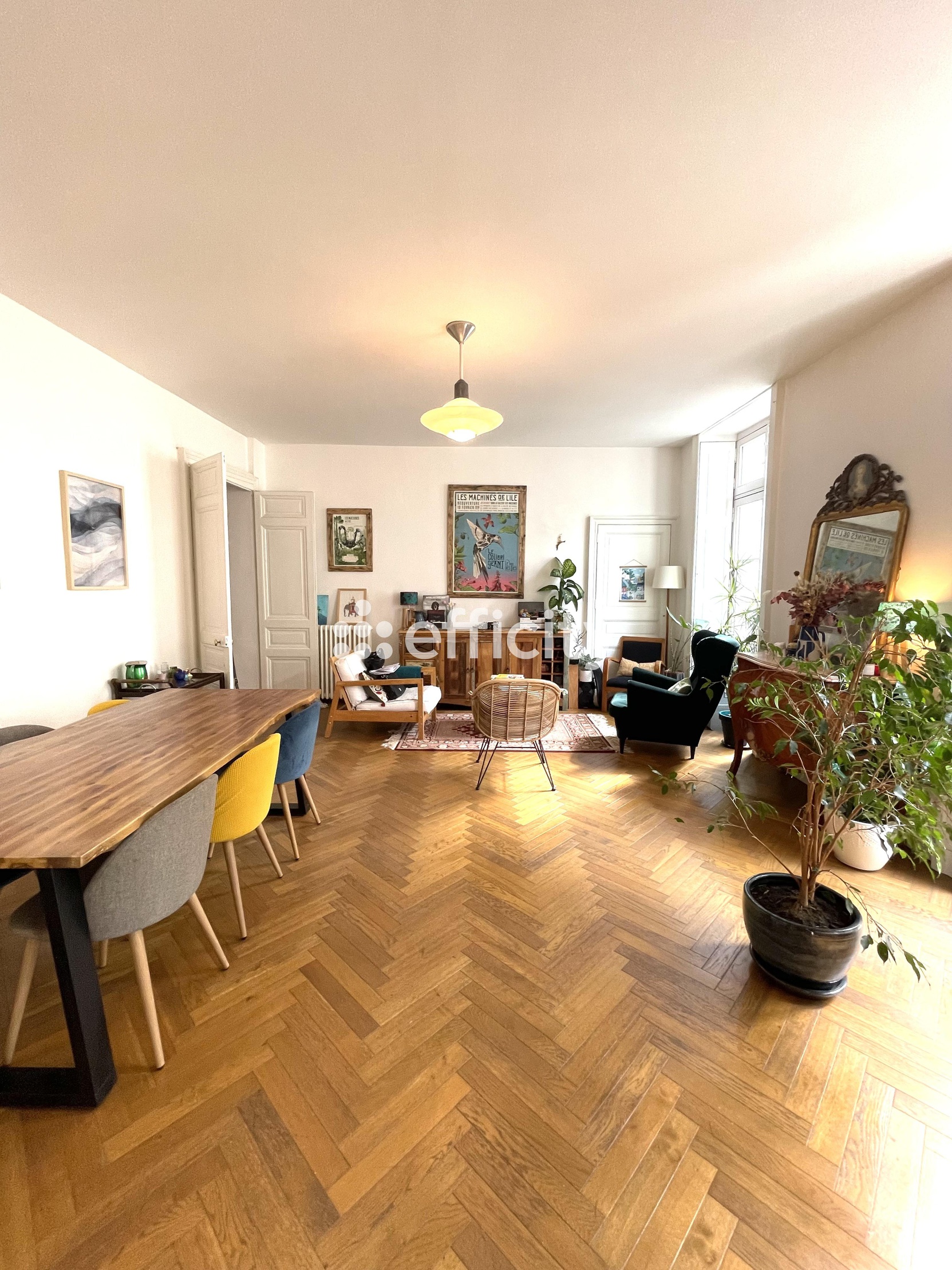 appartement 6 pièces - 152m2 à Nantes (44000)