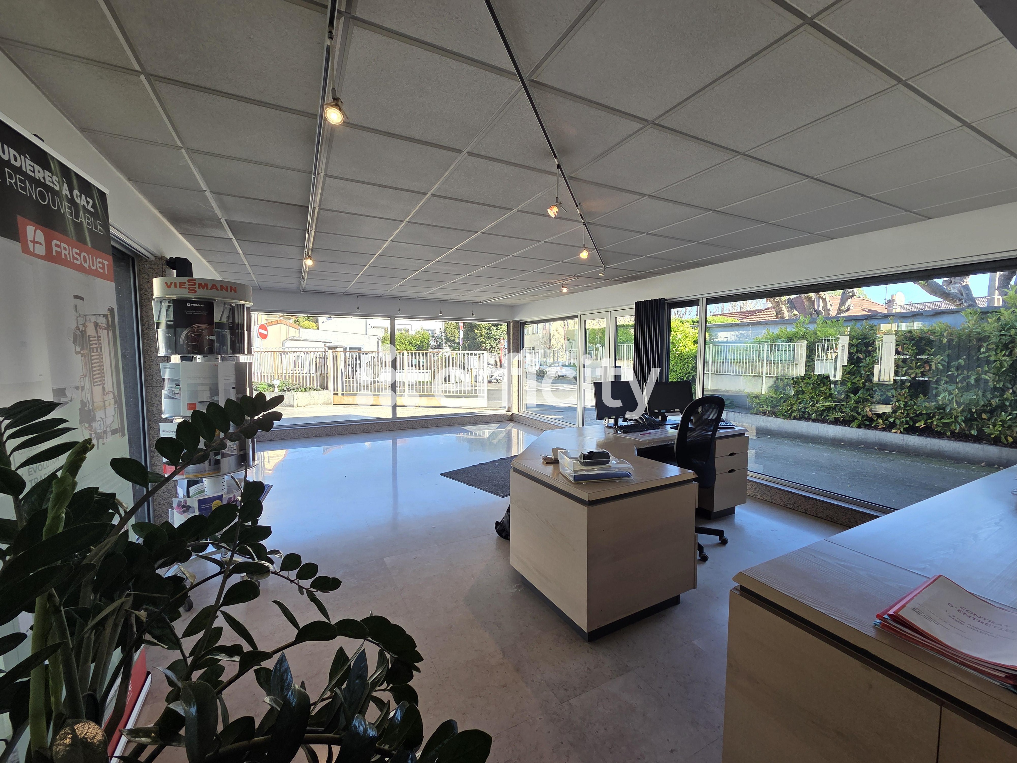 Achat immobilier Local commercial   477m2 à Vitry-sur-Seine (94400) - Photo n°5