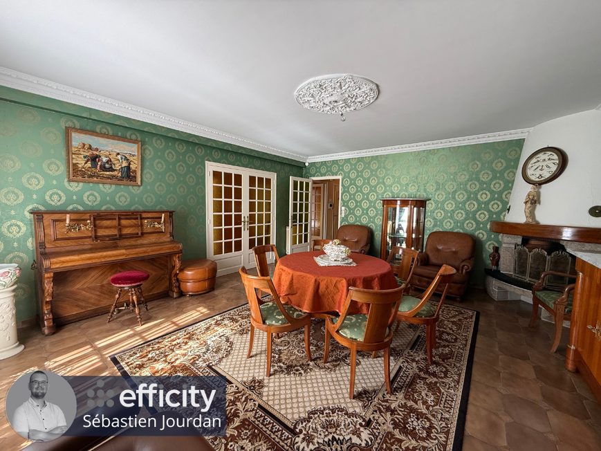 Photo illustration