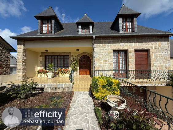 maison 7 pièces - 242m2 à La Guerche-de-Bretagne (35130)