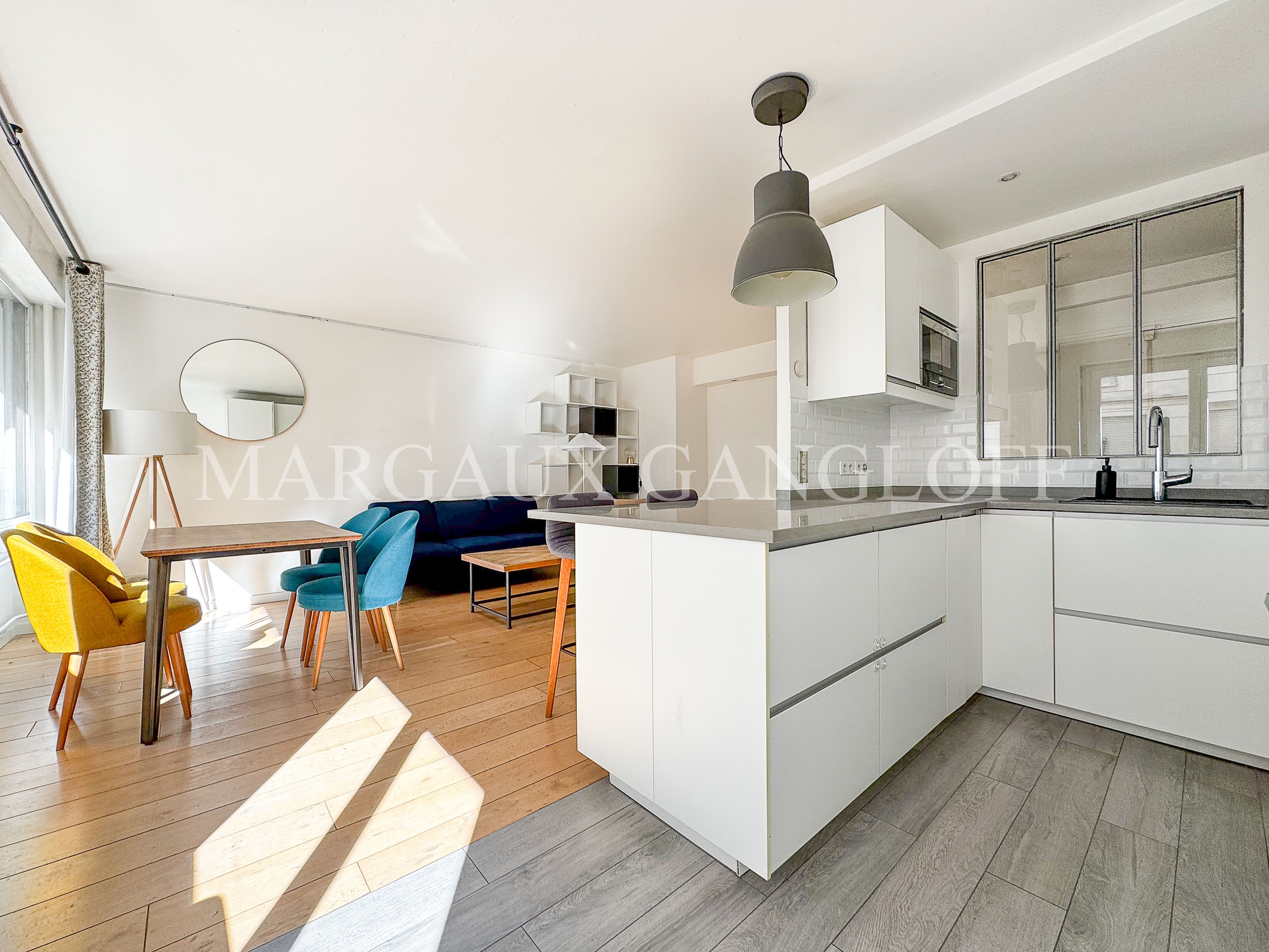 appartement 3 pièces - 65m2 à Paris (75017)