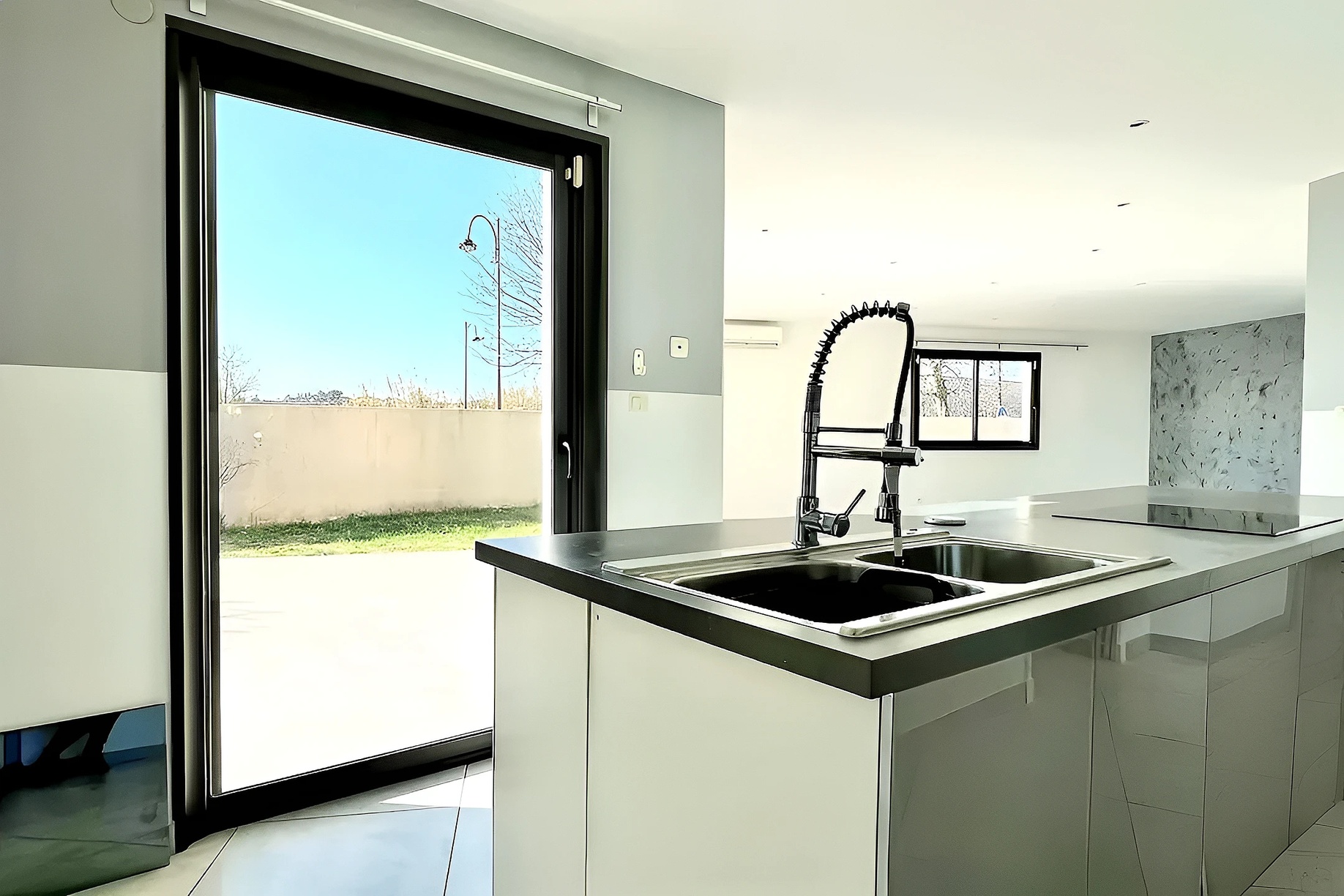 Achat immobilier Maison 5 pièces  184m2 à Bernis (30620) - Photo n°7