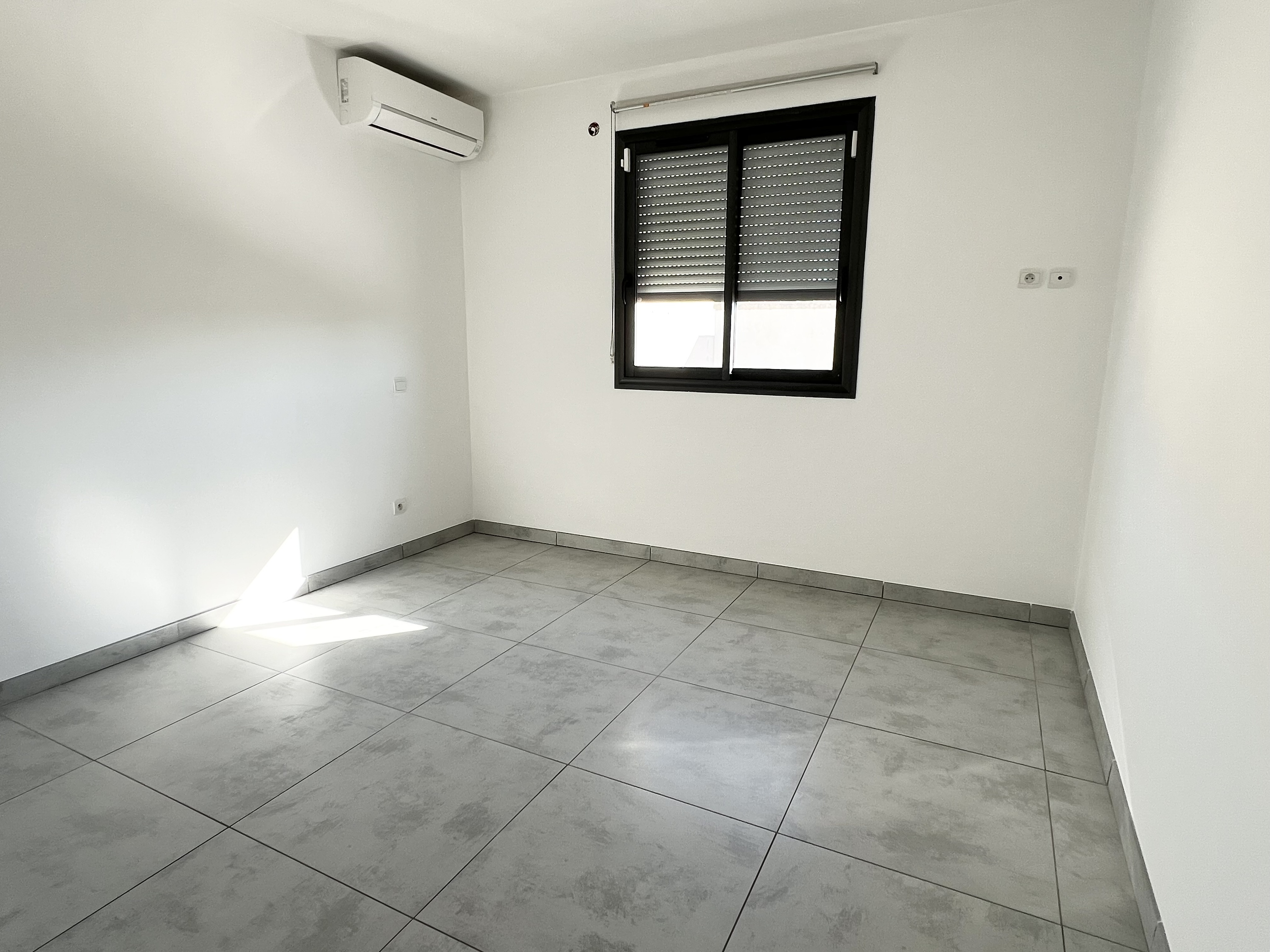 Achat immobilier Maison 5 pièces  184m2 à Bernis (30620) - Photo n°11