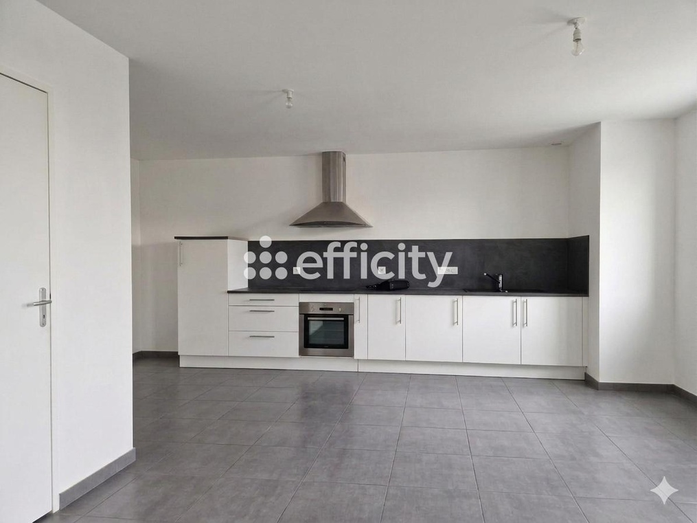 Achat immobilier Maison 3 pièces  70m2 à Guerlesquin (29650) - Photo n°6