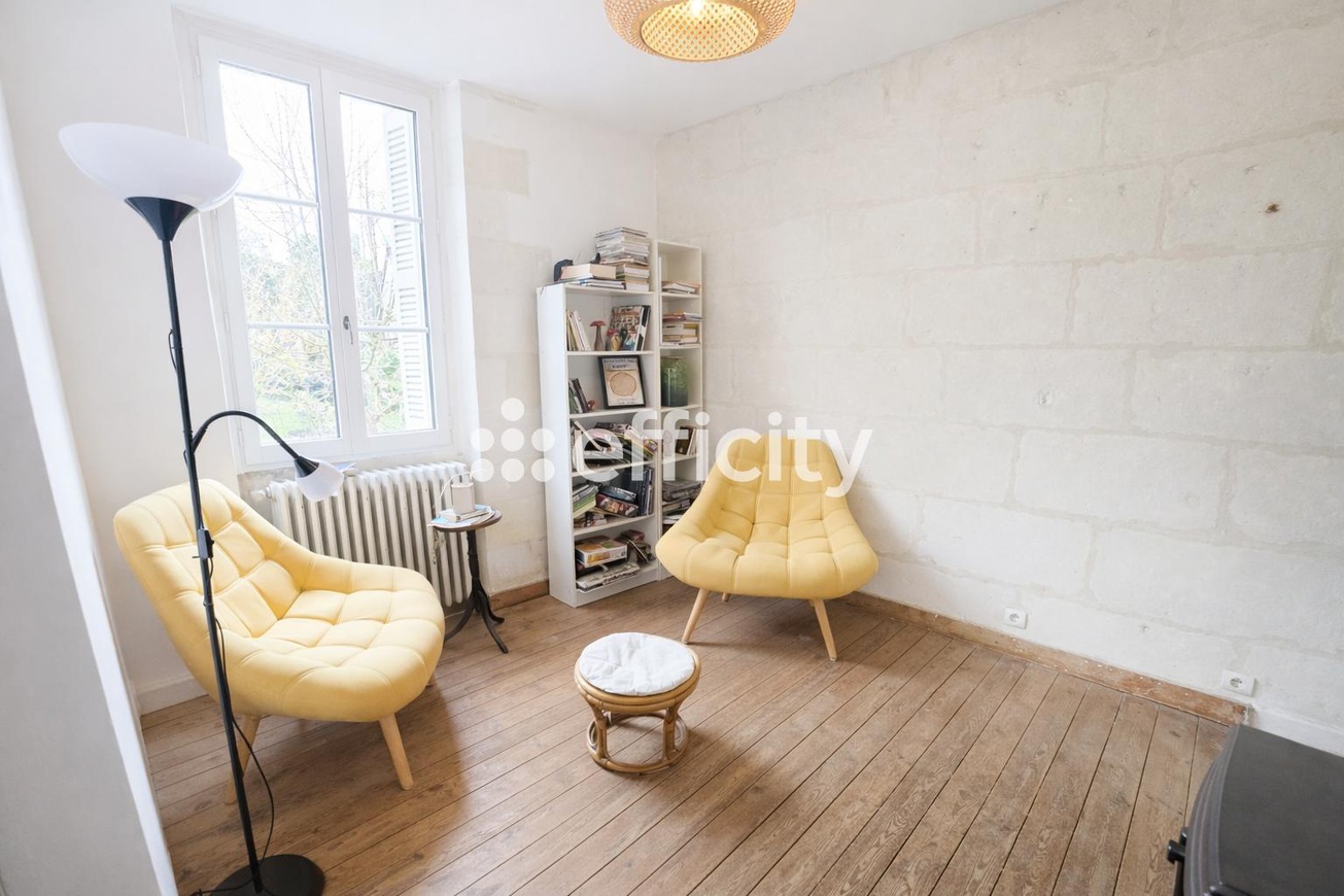Achat immobilier Maison 8 pièces  208m2 à Neuillé-Pont-Pierre (37360) - Photo n°5