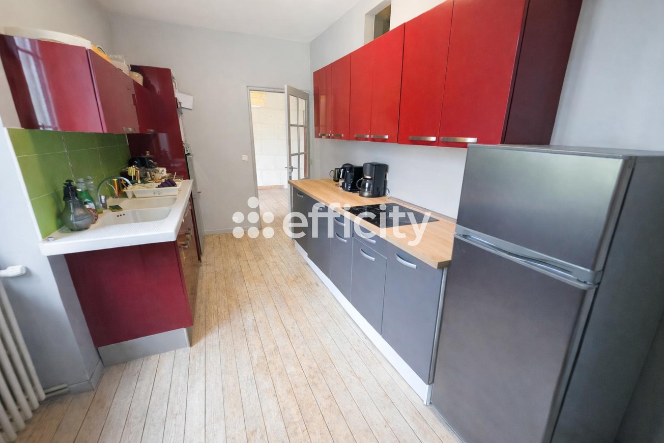 Achat immobilier Maison 8 pièces  208m2 à Neuillé-Pont-Pierre (37360) - Photo n°6