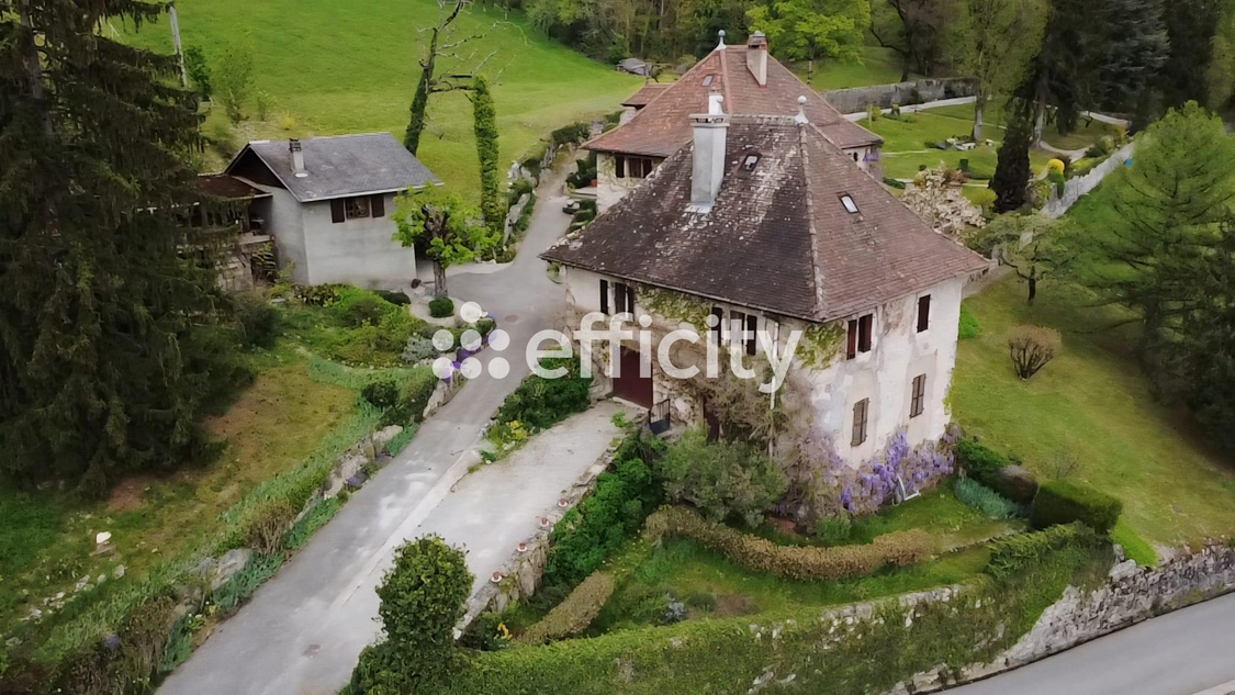 maison 9 pièces - 210m2 à Bonneville (74130)