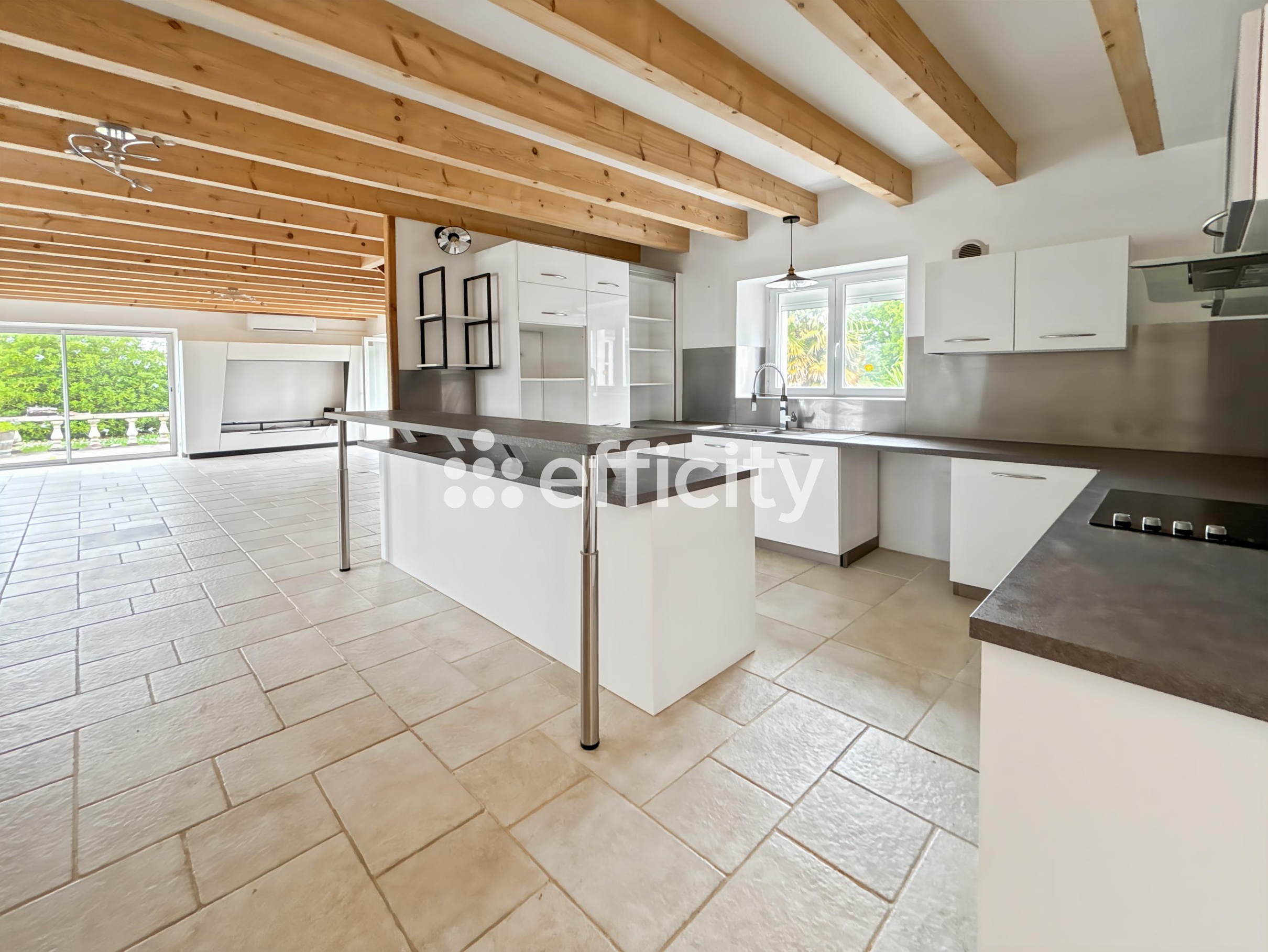Achat immobilier Maison 5 pièces  135m2 à Rétaud (17460) - Photo n°10