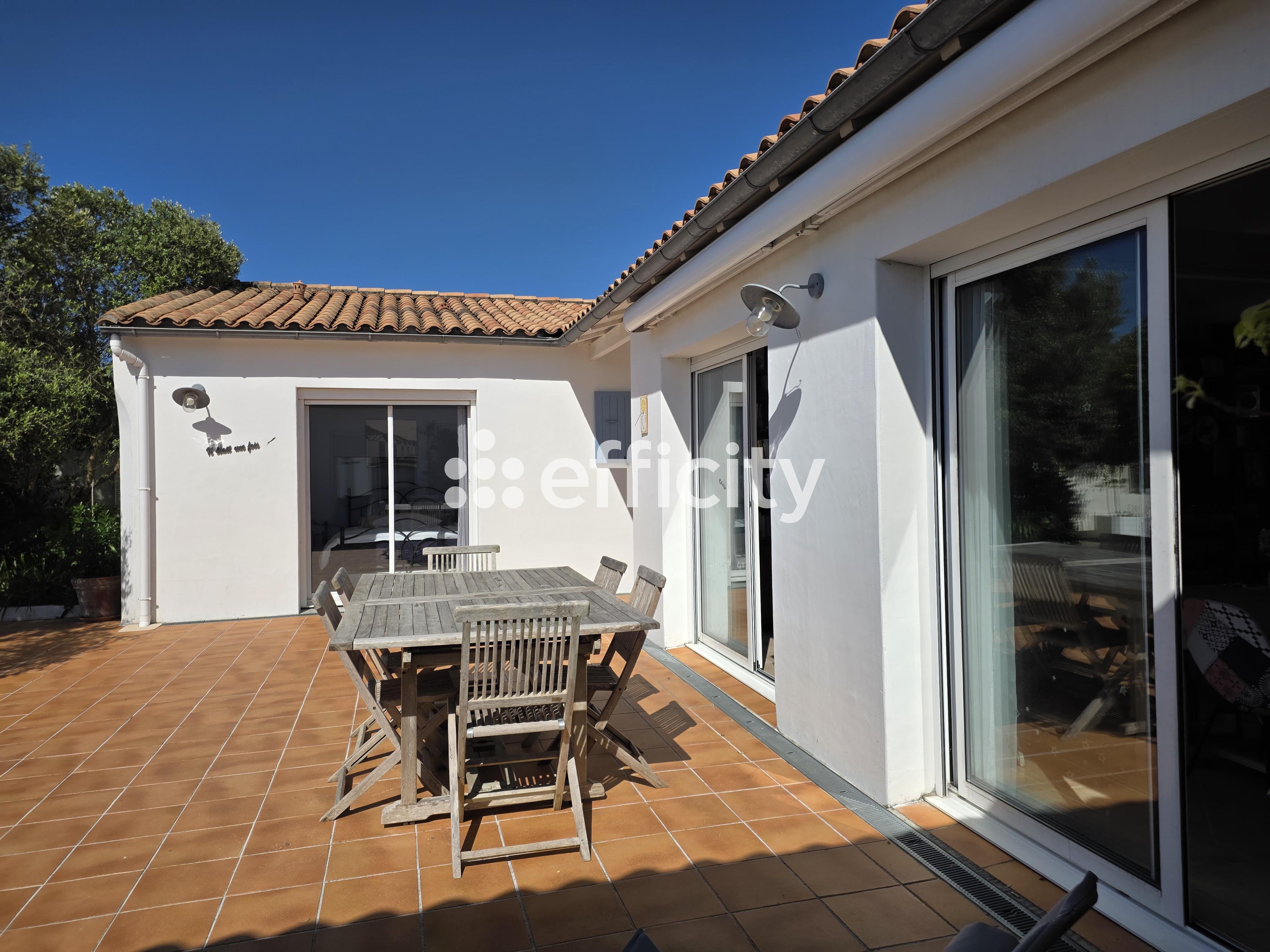Achat immobilier Maison 5 pièces  173m2 à Sainte-Marie-de-Ré (17740) - Photo n°6