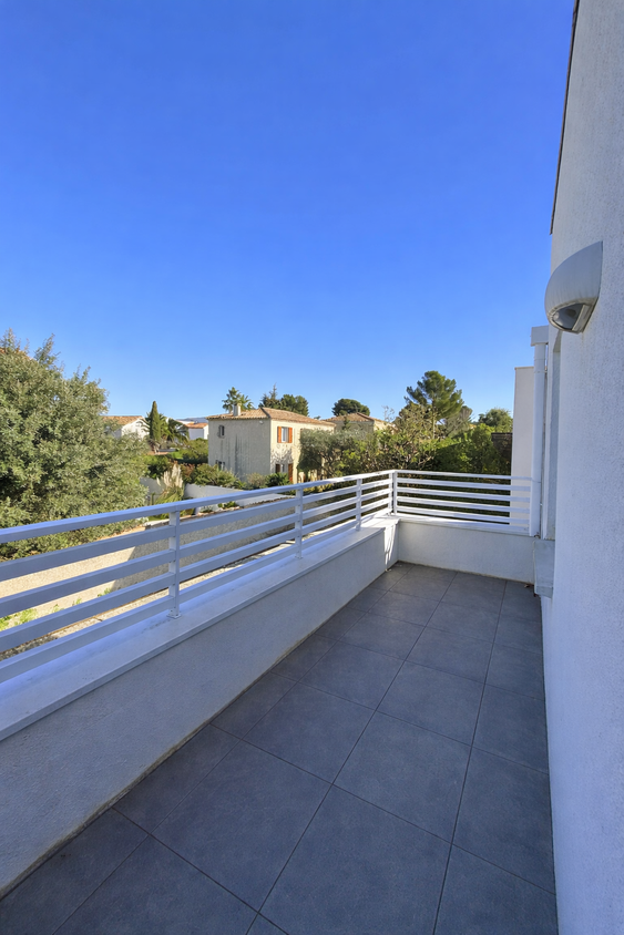 maison 4 pièces - 75m2 à Marseille (13012)